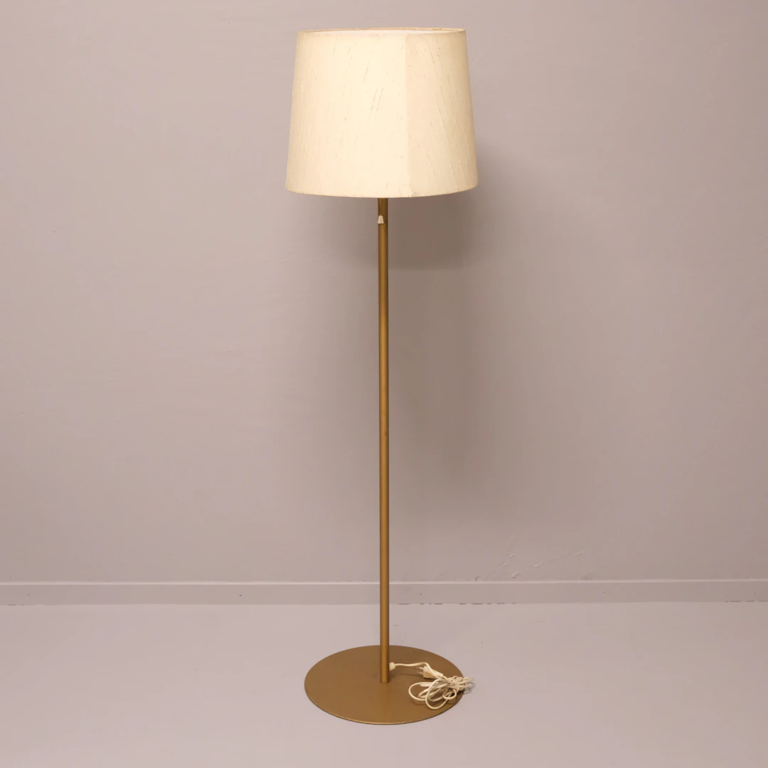 UNO OCH ÖSTEN KRISTIANSSON. LUXUS, GOLVLAMPA, VITTSJÖ, 1960 TAL.