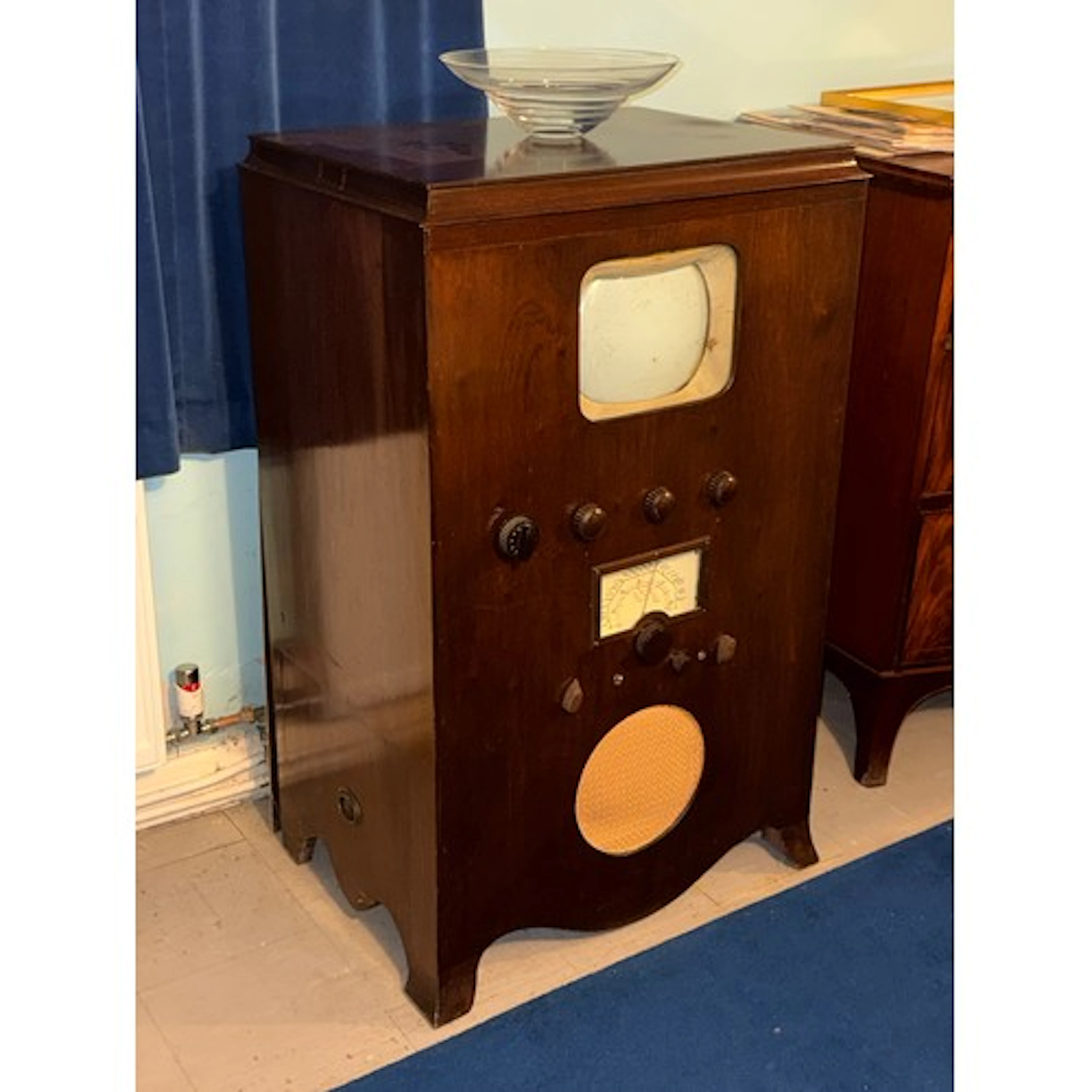 Interesting 'Kit built' television, radio and record player,...