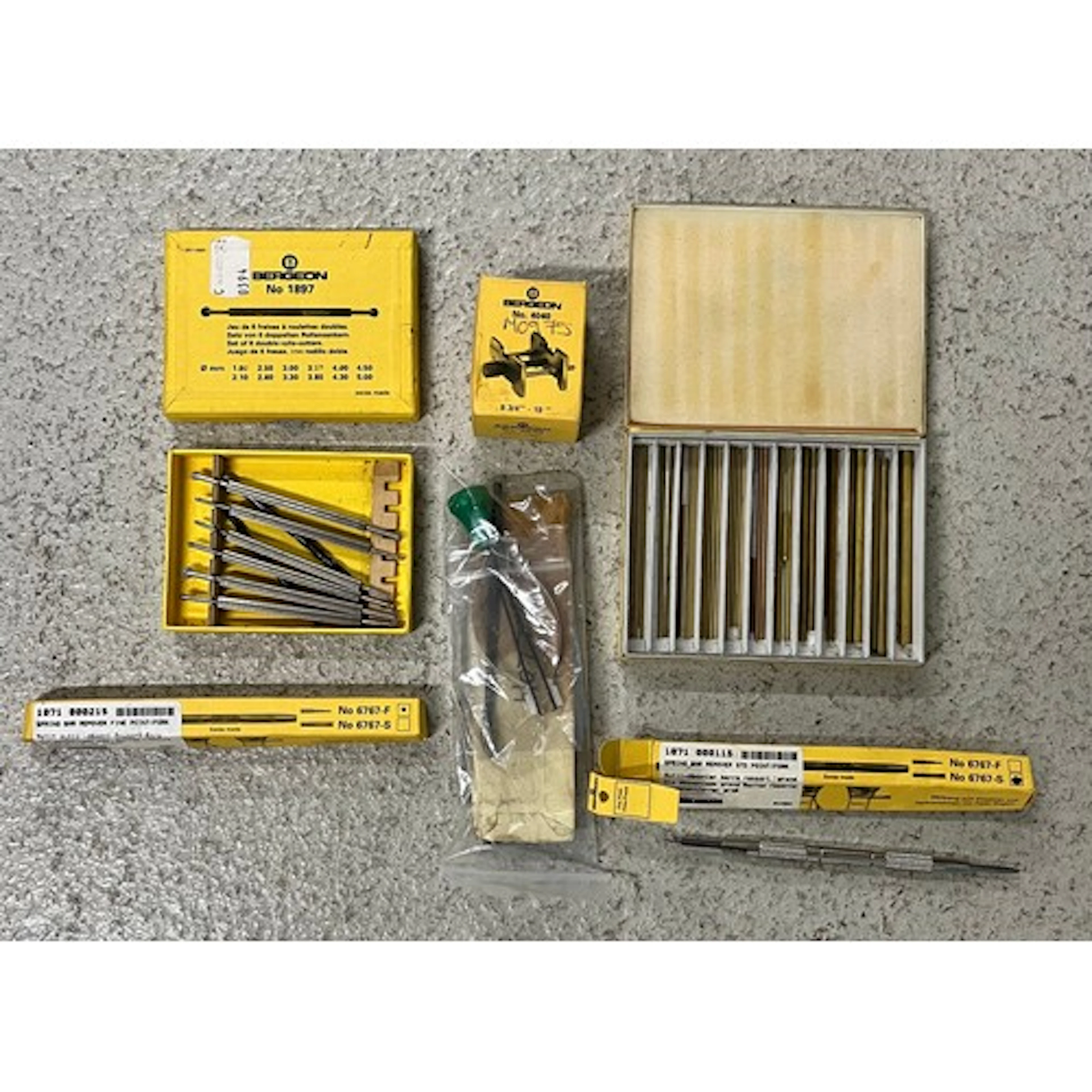 Bergeon oilsink cutters, platform testing clamp/stand, bouch...