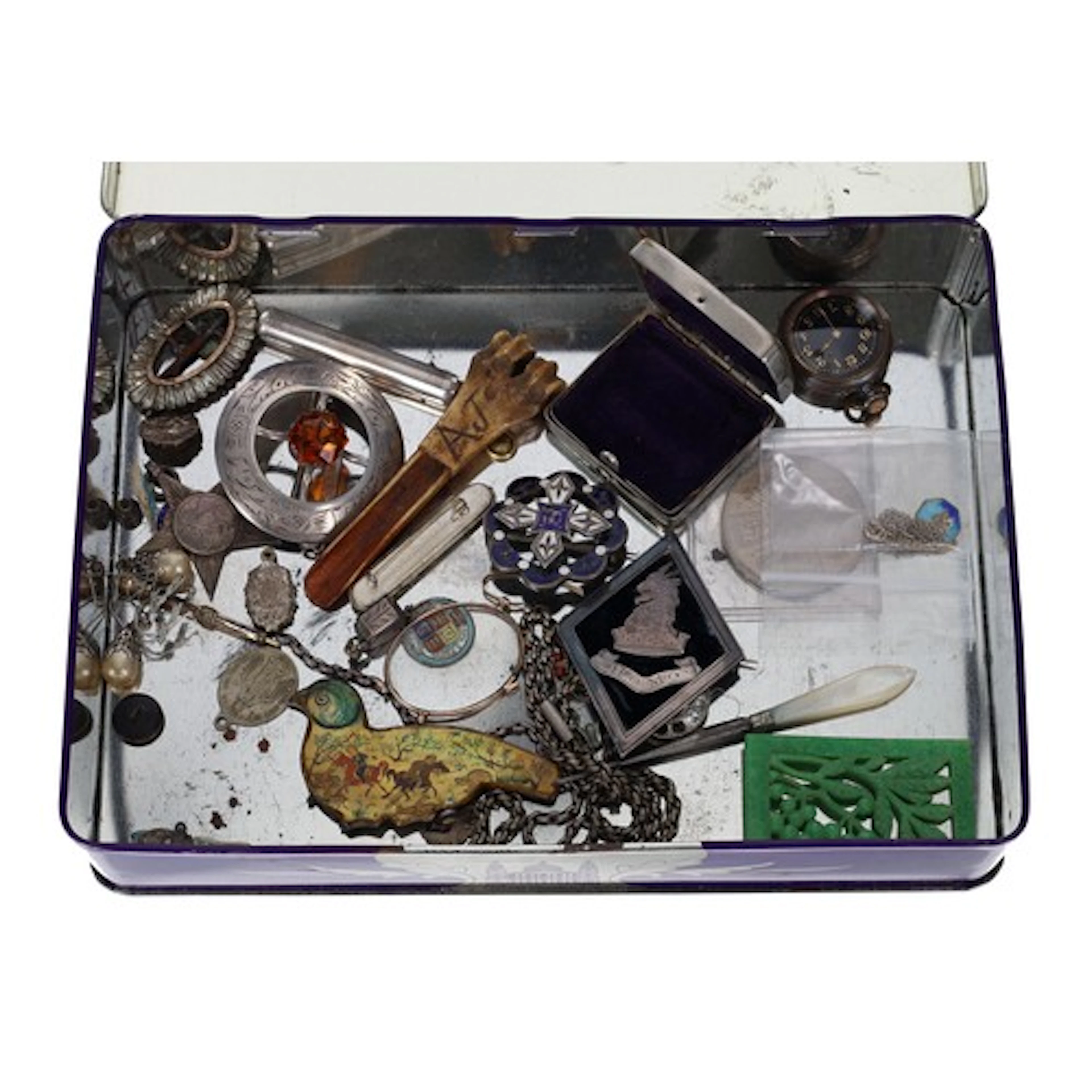 Collection of interesting miscellaneous items to include an ...
