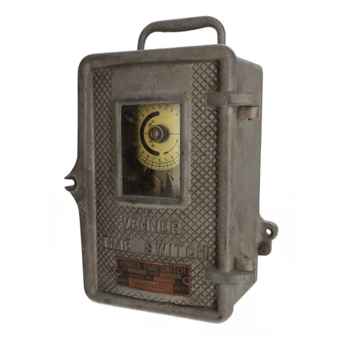 Venner Time Switches Ltd mains powered synchronous motor rew...