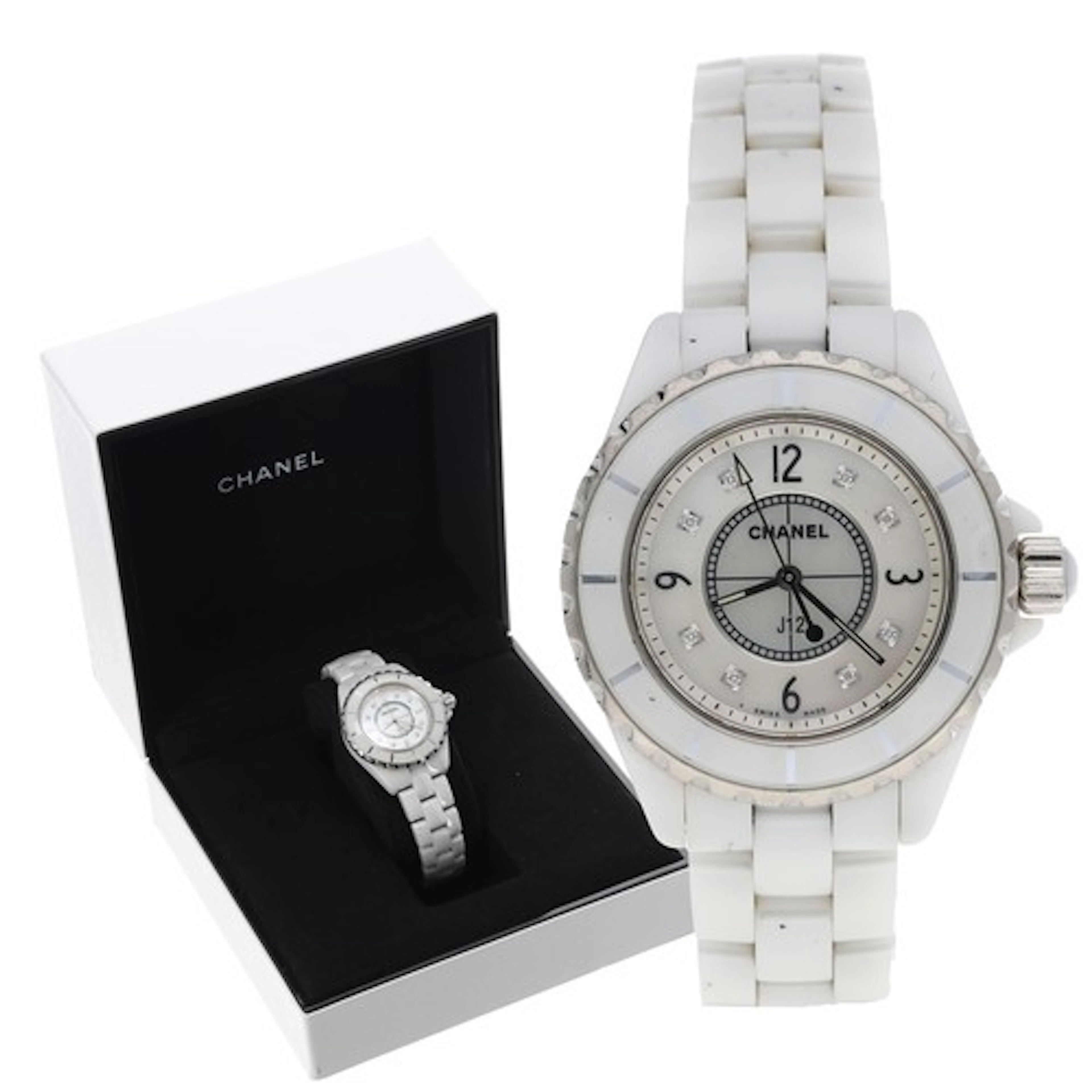 Chanel J12 white ceramic lady's wristwatch, serial no. W.M.5...