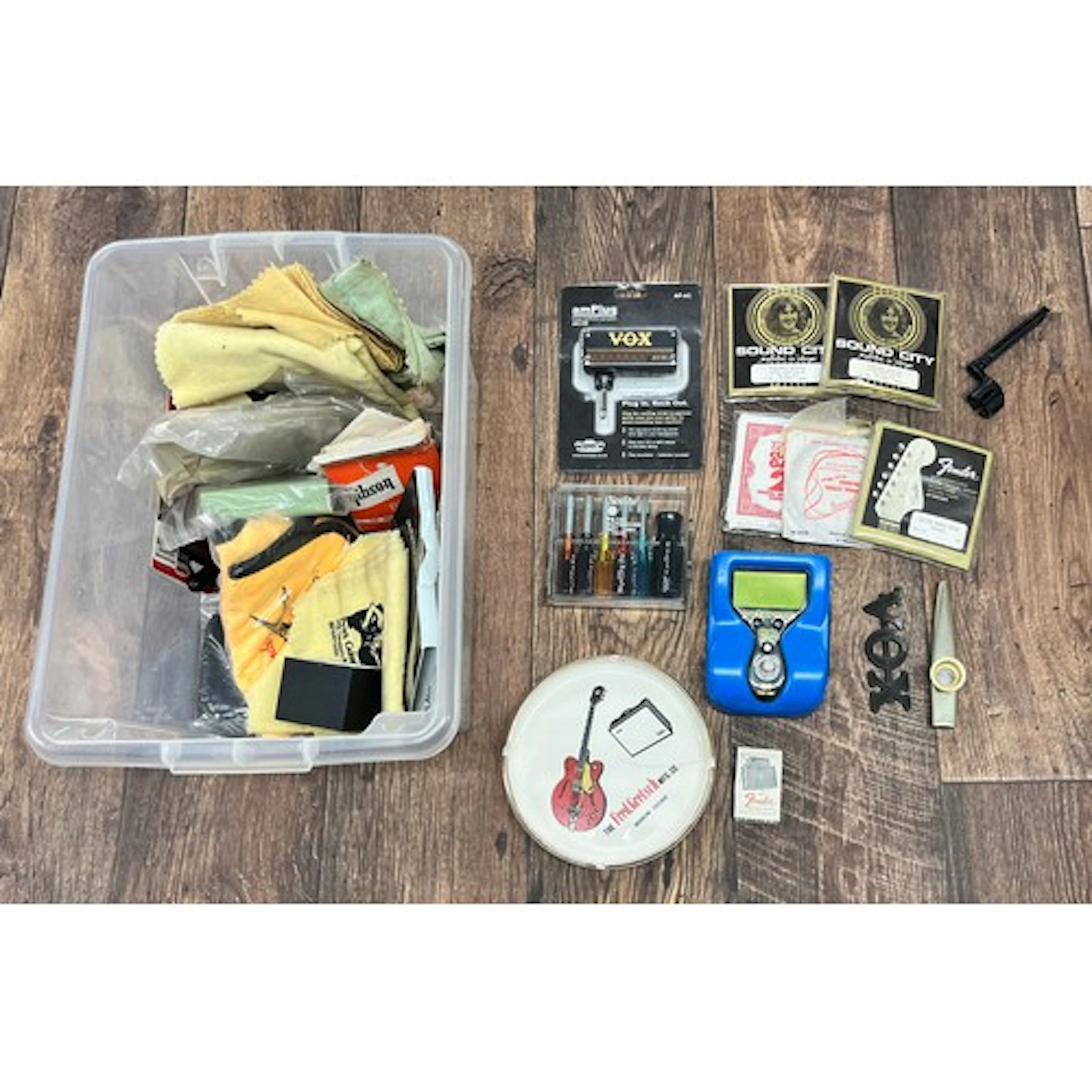 Miscellaneous guitar spares to include a Peterson Strobo Sto...
