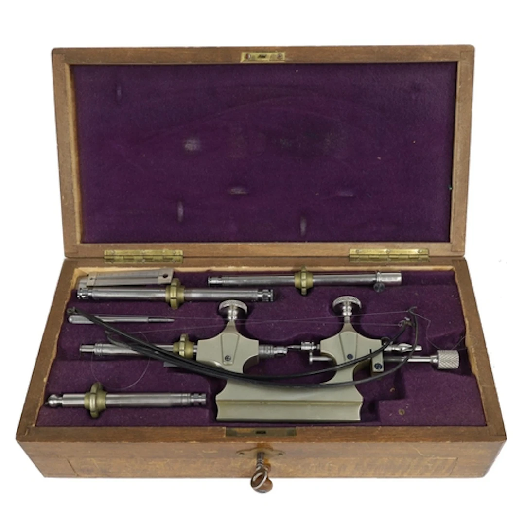 Good brass and steel cased Jacot tool, the felt lined wooden...