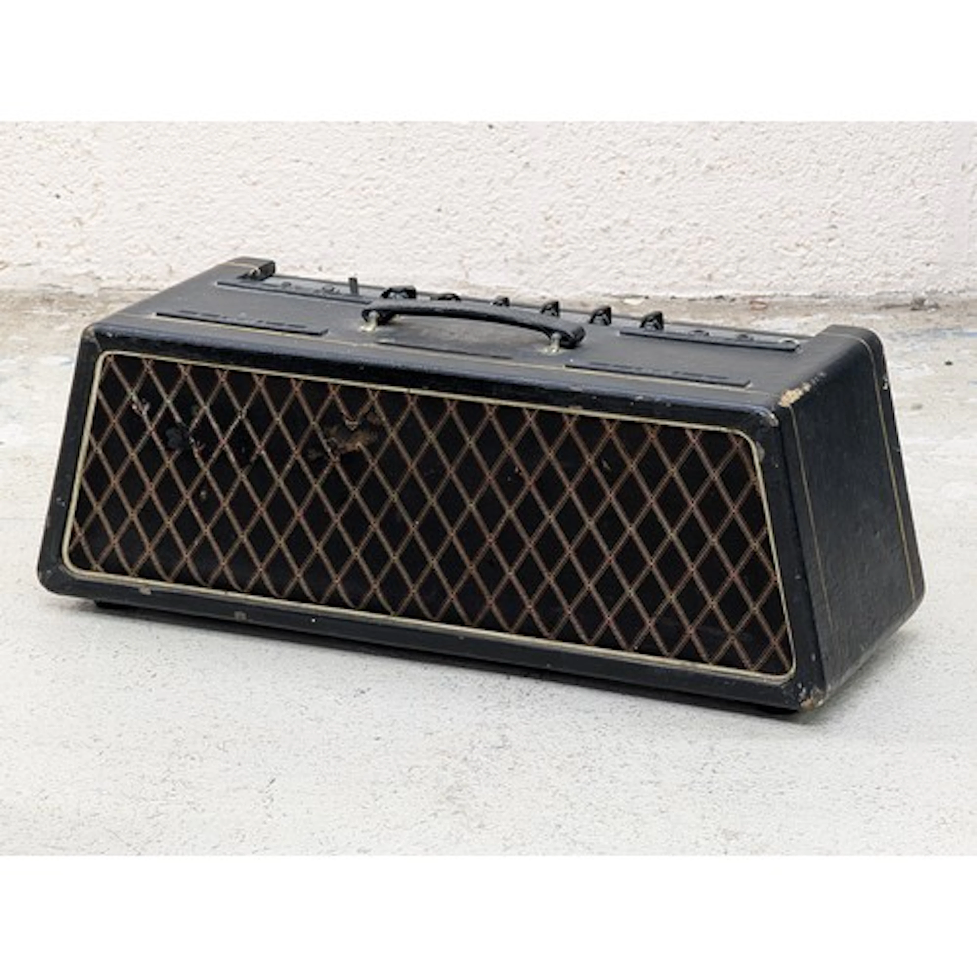 Early 1960s Vox AC30 S/T Super Twin slope side guitar amplif...
