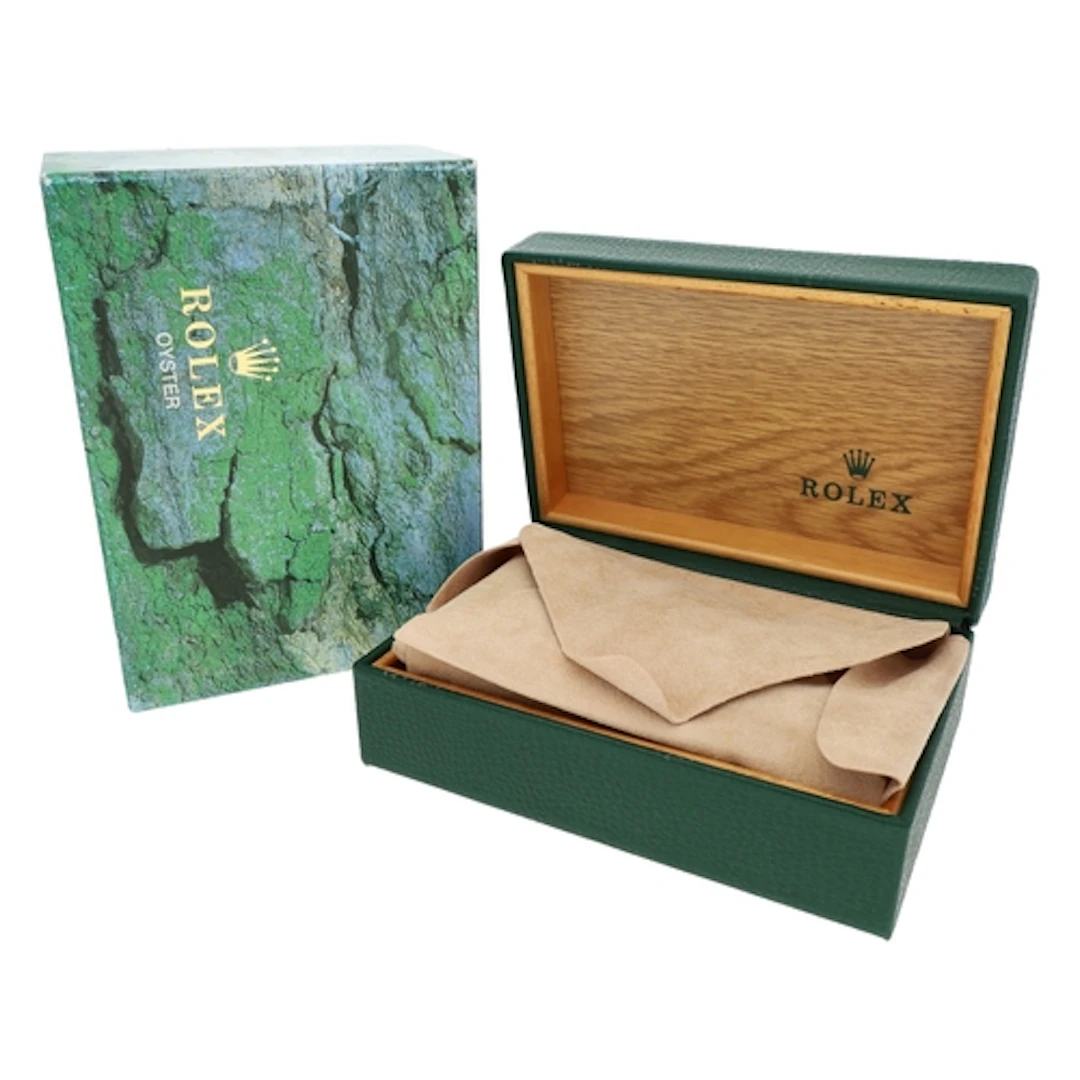 Rolex green wristwatch box, with cushion, reference 68.00.08...