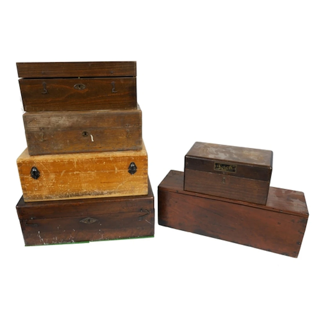 Lorch small mahogany lathe box with fitted interior; togethe...