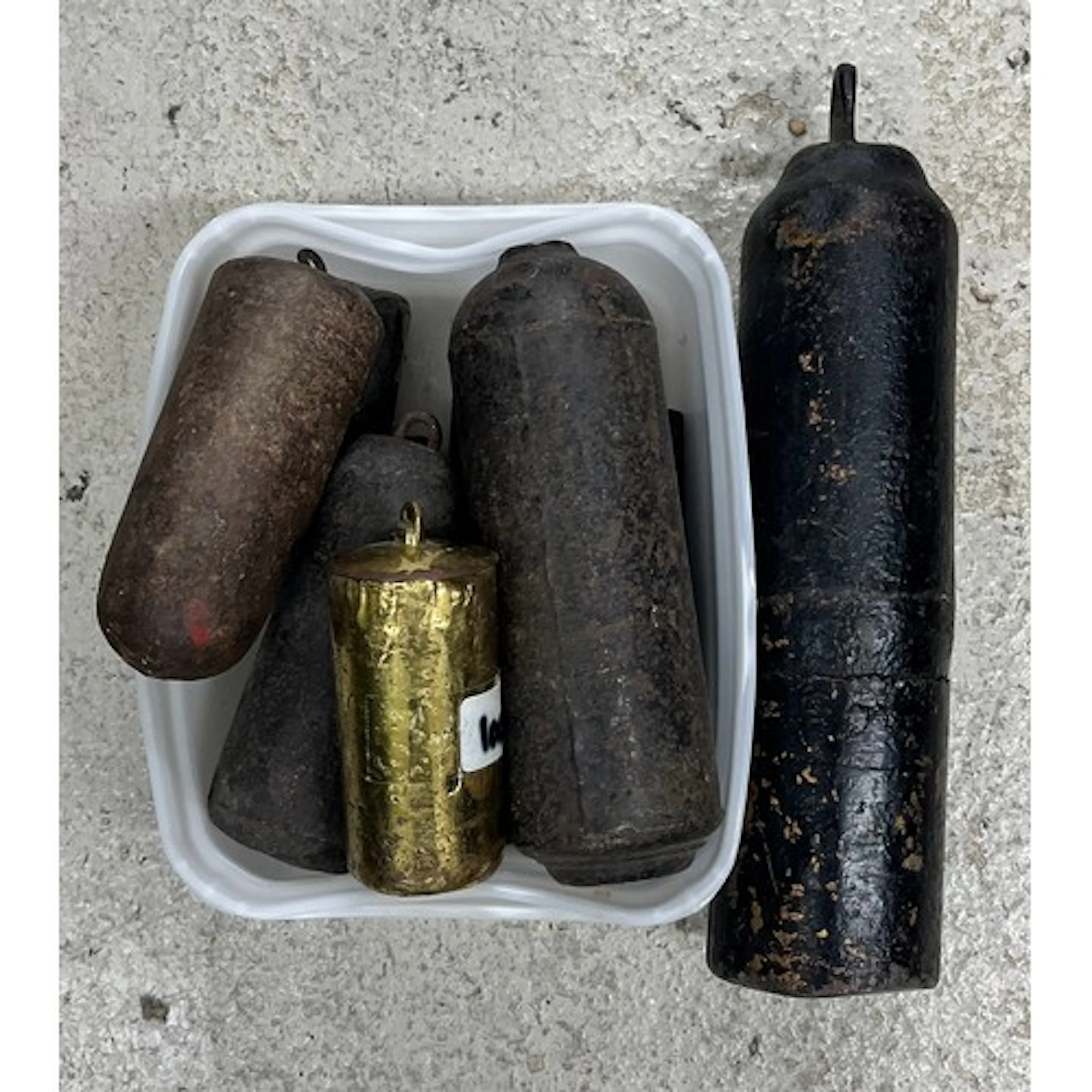 Quantity of various clock weights