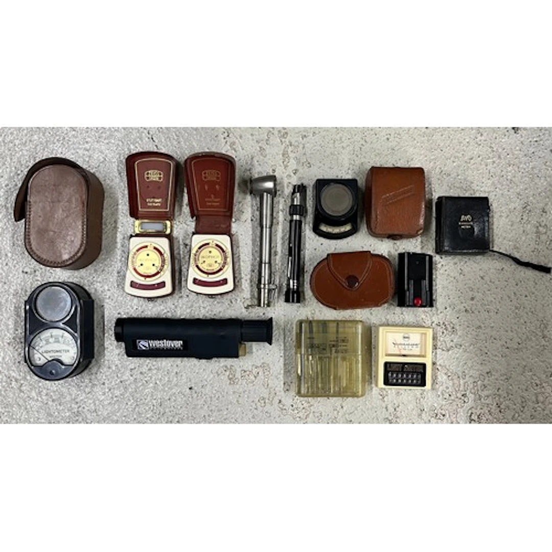 Selection of vintage photography light and exposure meters ...