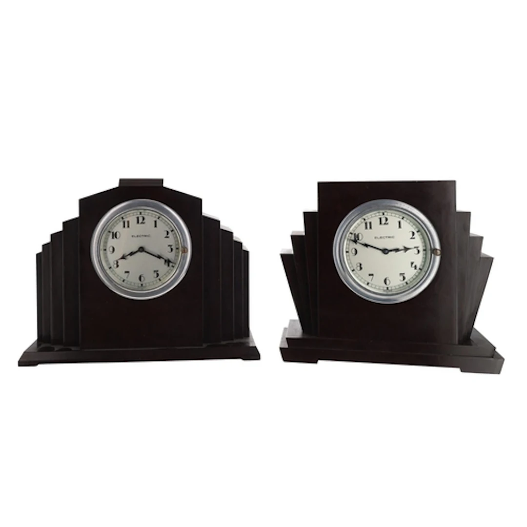 Two similar Swiss 'Electric' Art Deco mantel clocks in Bakel...