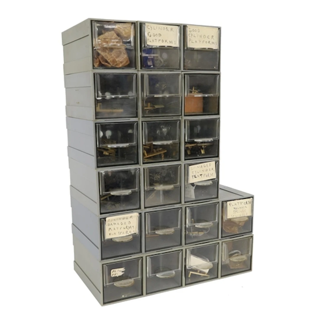 Quantity of assorted platform escapements including for repa...