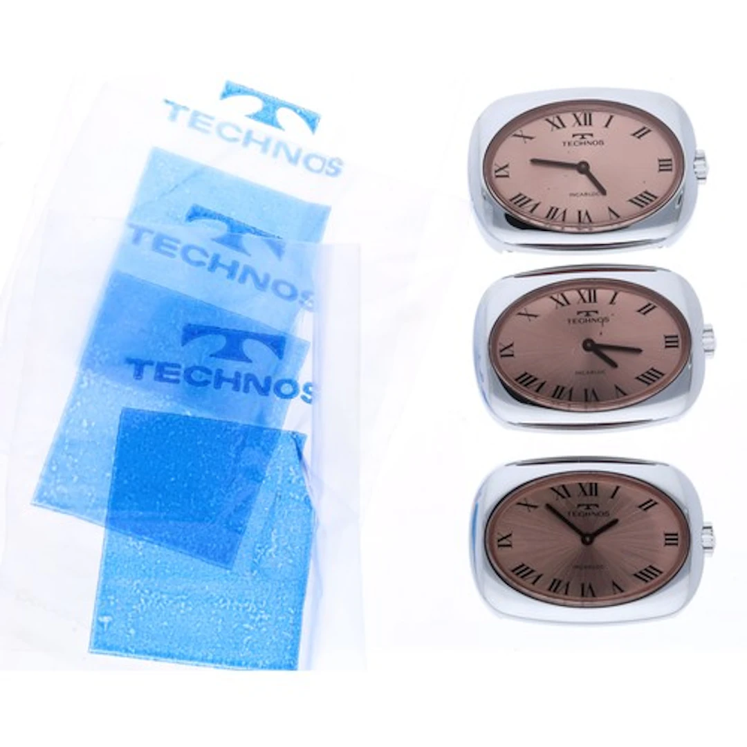 Three Technos wristwatches, reference no. 20540, salmon dial...
