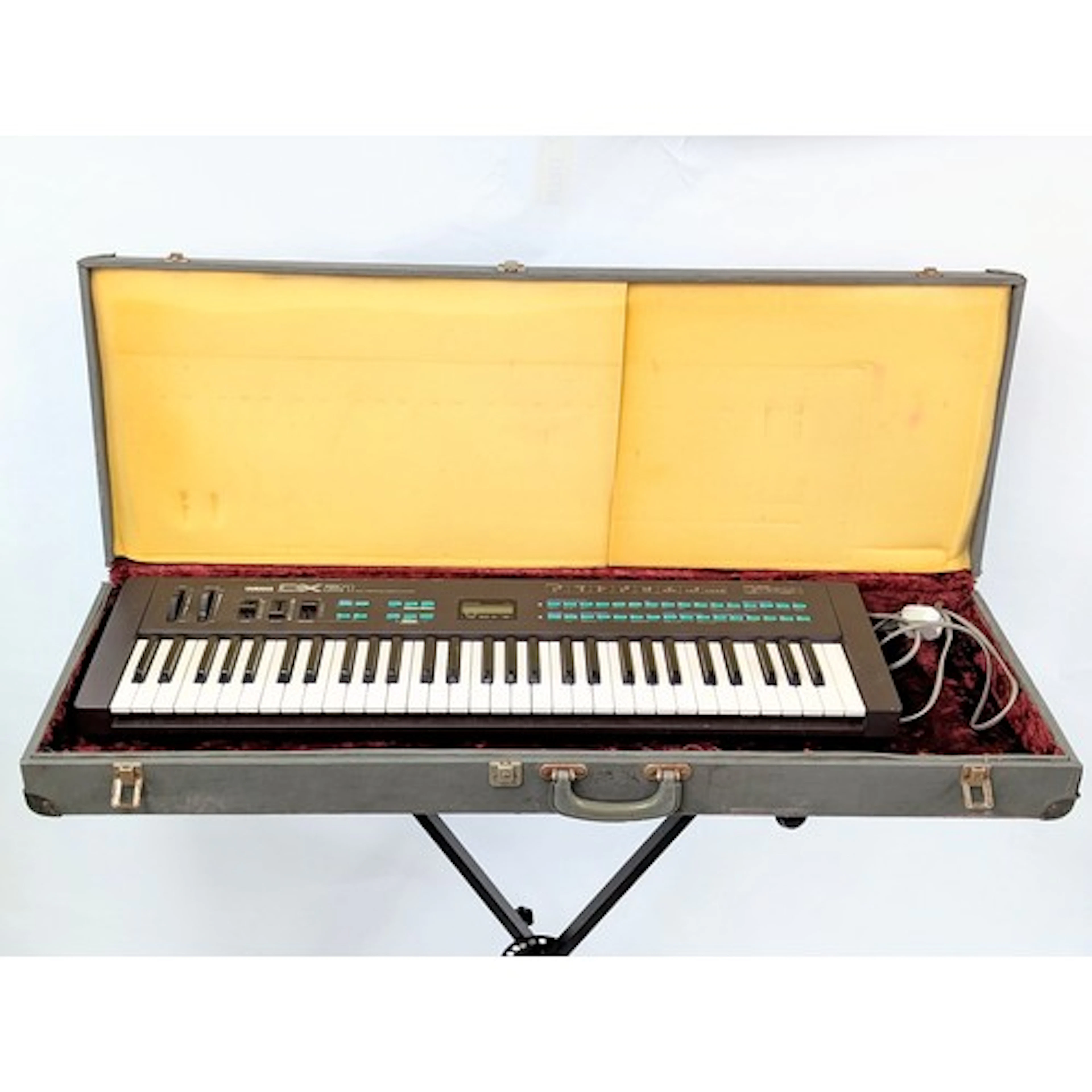 Yamaha DX21 Digital Programmable algorithm synthesizer keybo...