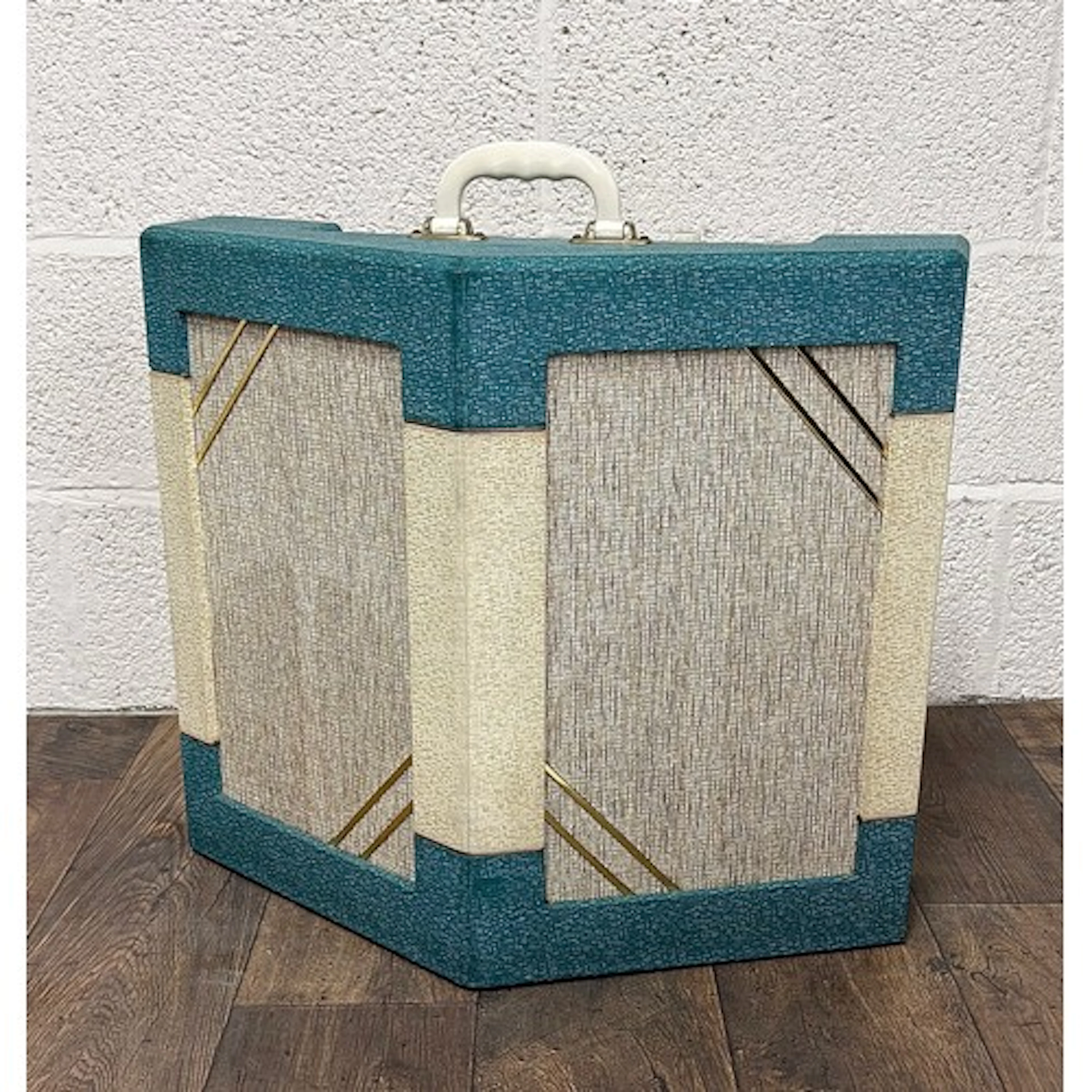 Early 1960s WEM Watkins Dominator V Front guitar amplifier, ...