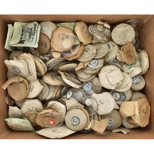 Large quantity of assorted pocket watch crystals...