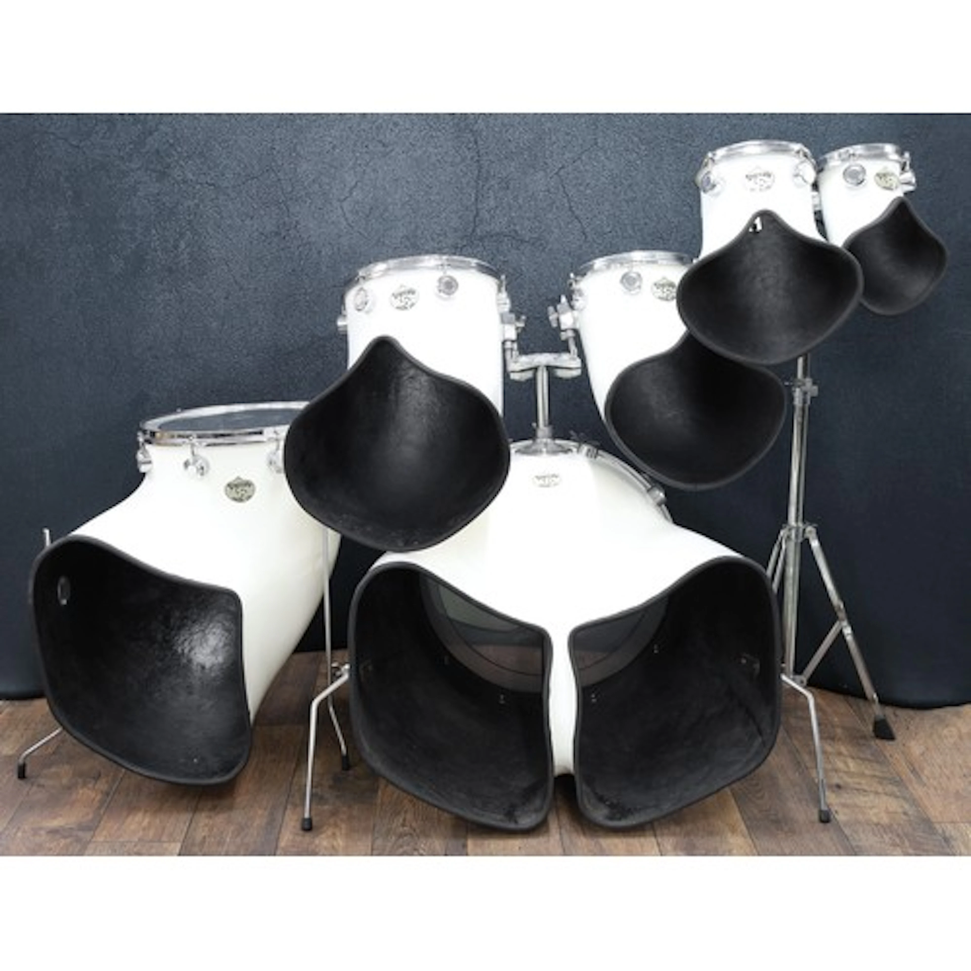 Good Staccato Drum Co. 'Fortissimo' six piece drum kit, 1970...