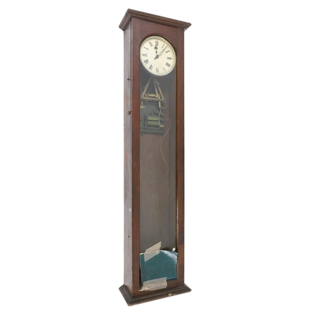 Oak Synchronome master clock, serial no. 122, silvered 6.5" ...