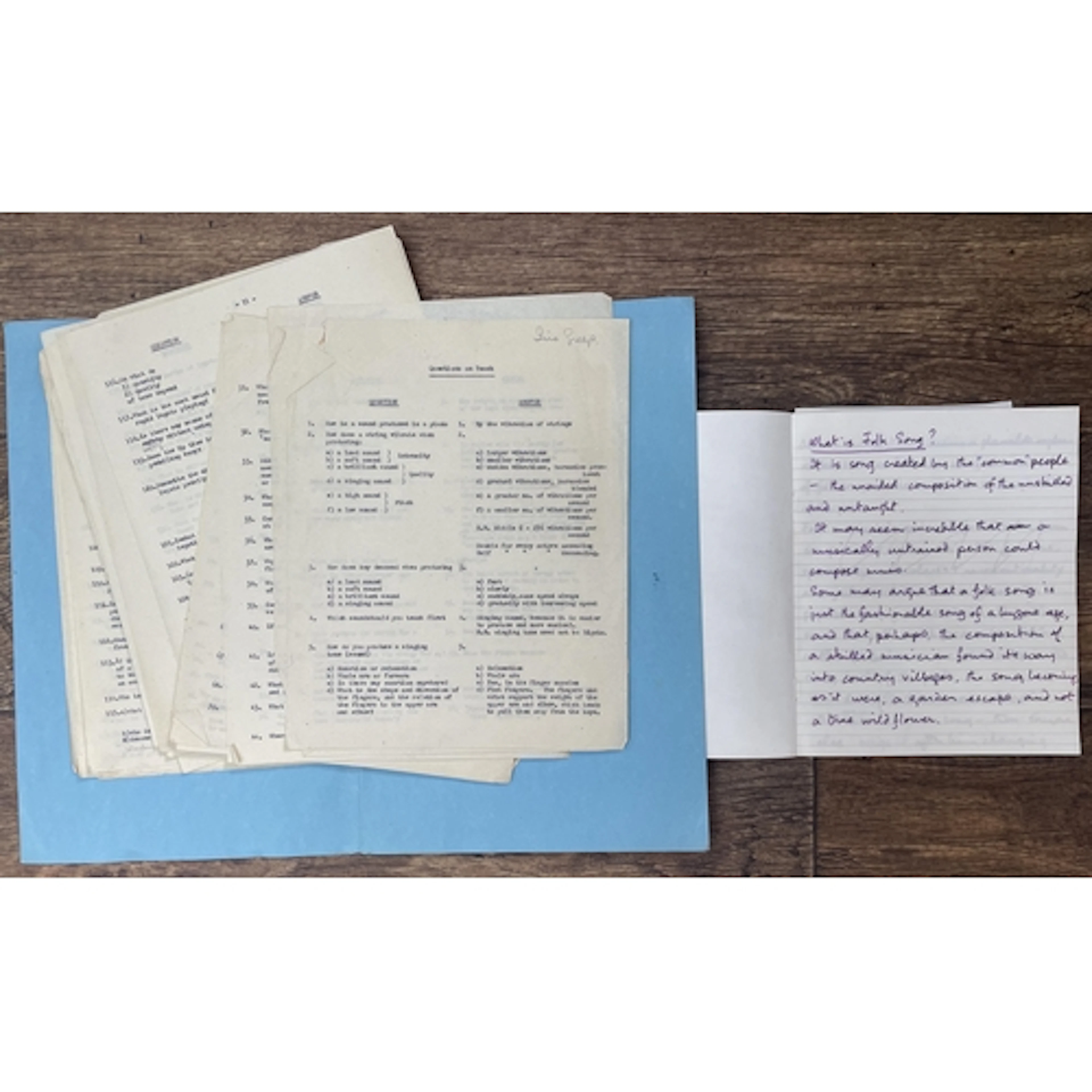 Iris du Pré - Exercise book with writings on Piano Technique...