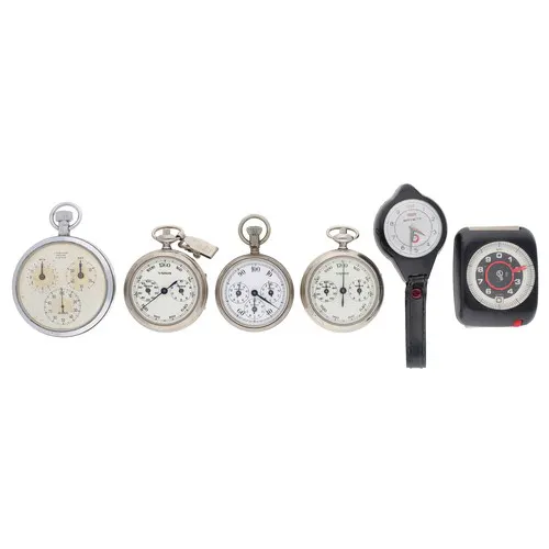Quantity of pedometers and pocket watches to include Junghan...