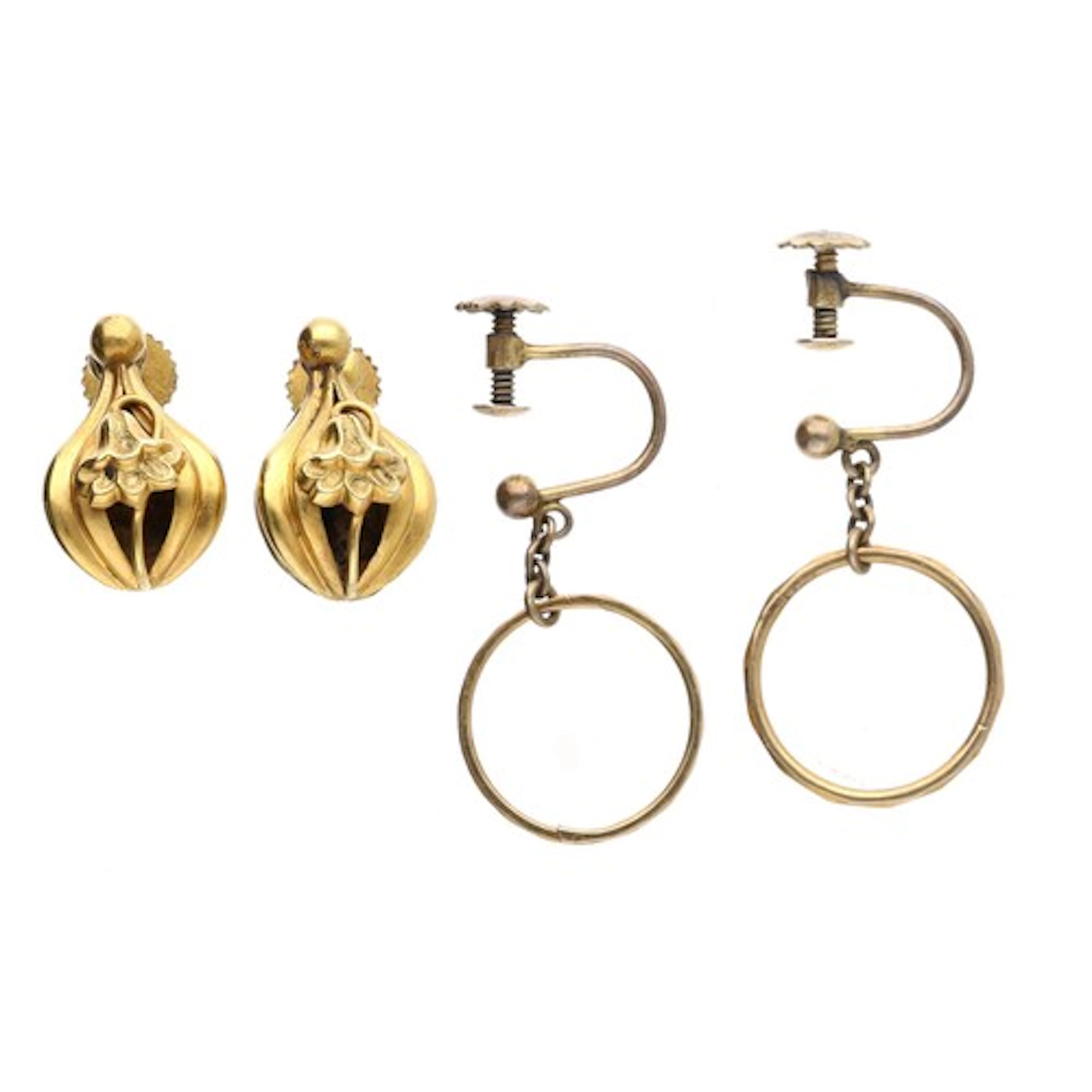 Pair of Victorian yellow metal tulip design earrings, screw ...