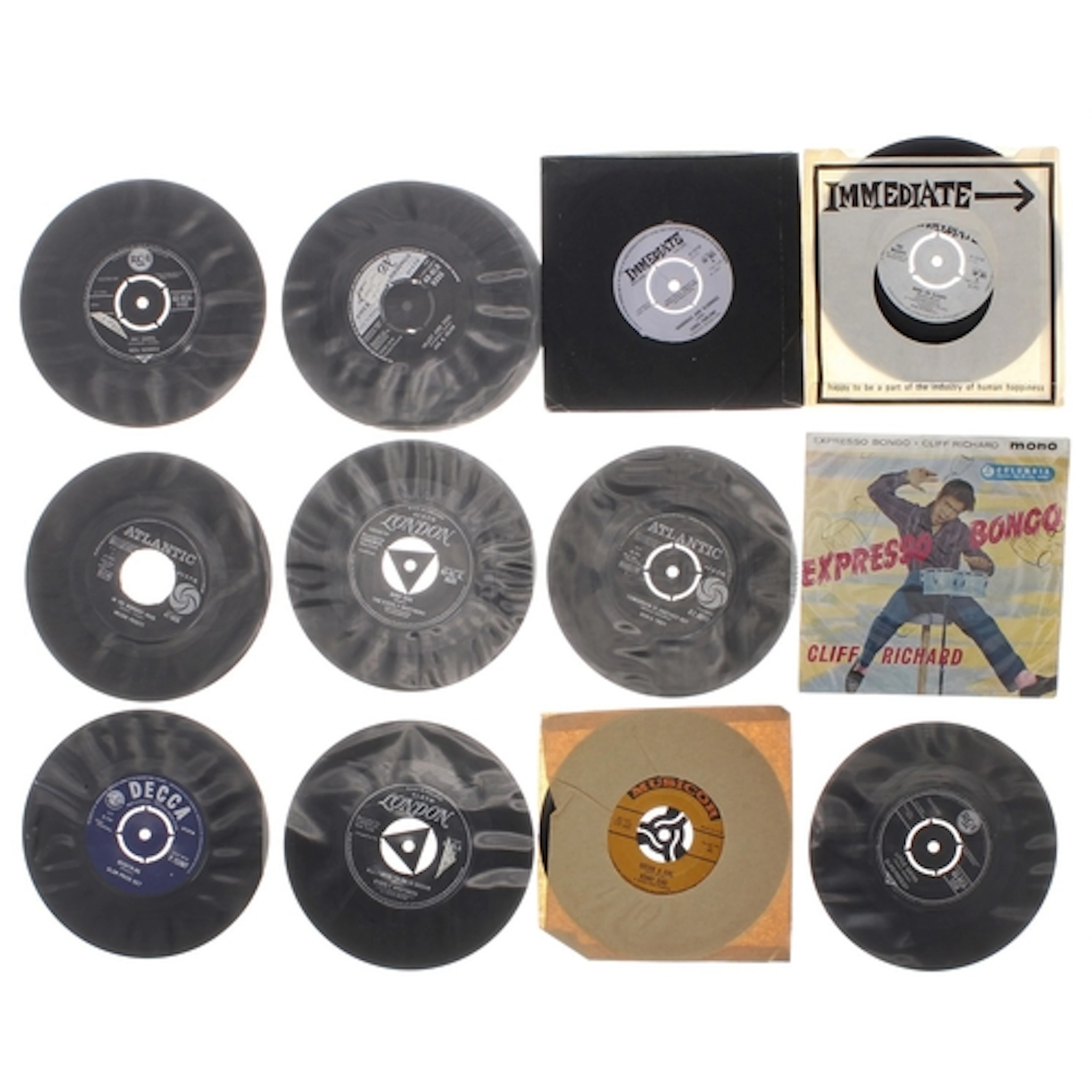 Over thirty 1950s and 1960s 45rpm records to include The Bea...