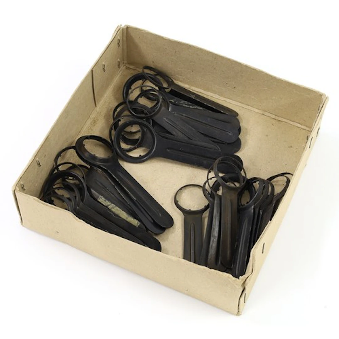 Quantity of watch case opening tools (31) ** From the David...
