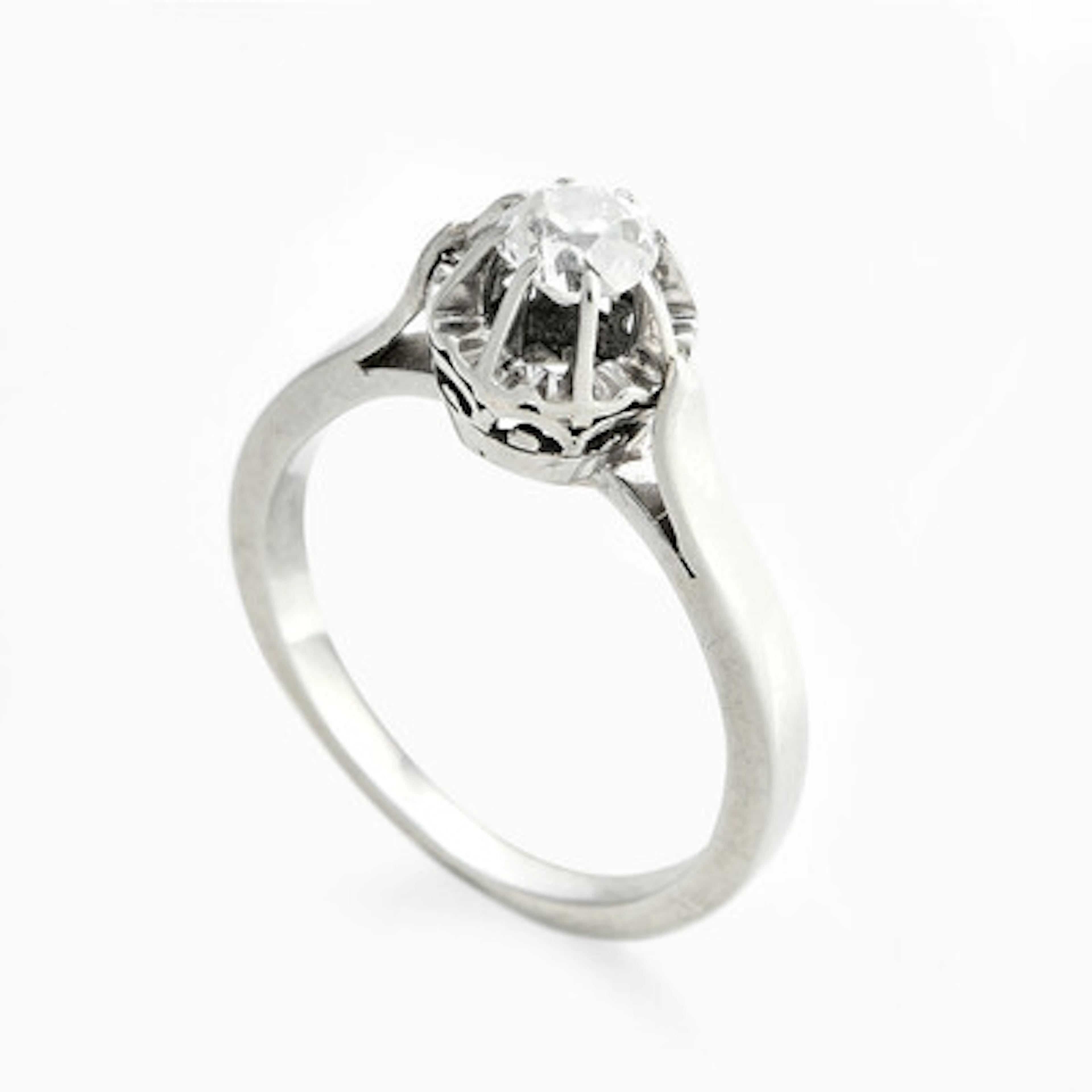 Ring med en old-cut brilliant