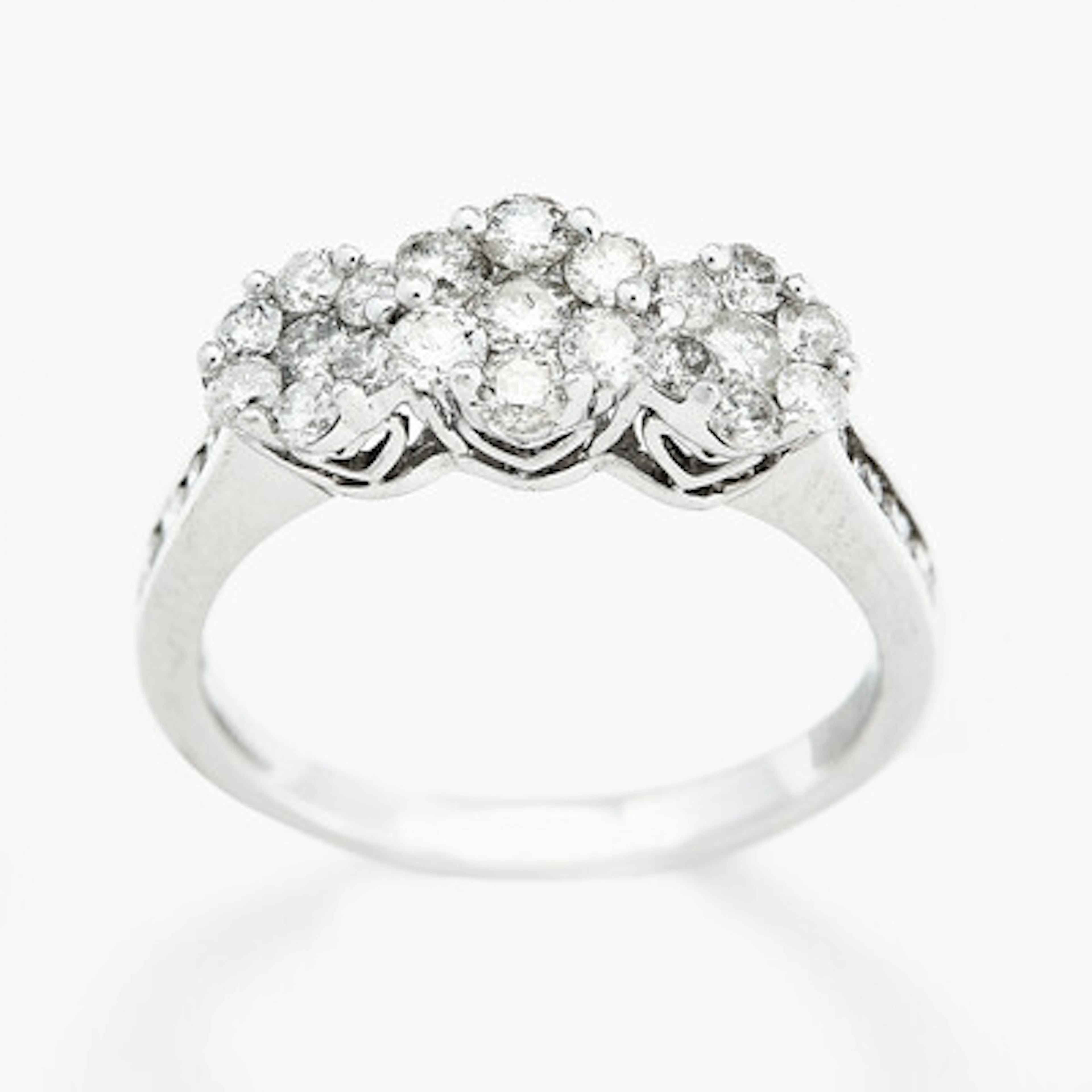 Ring med diamanter