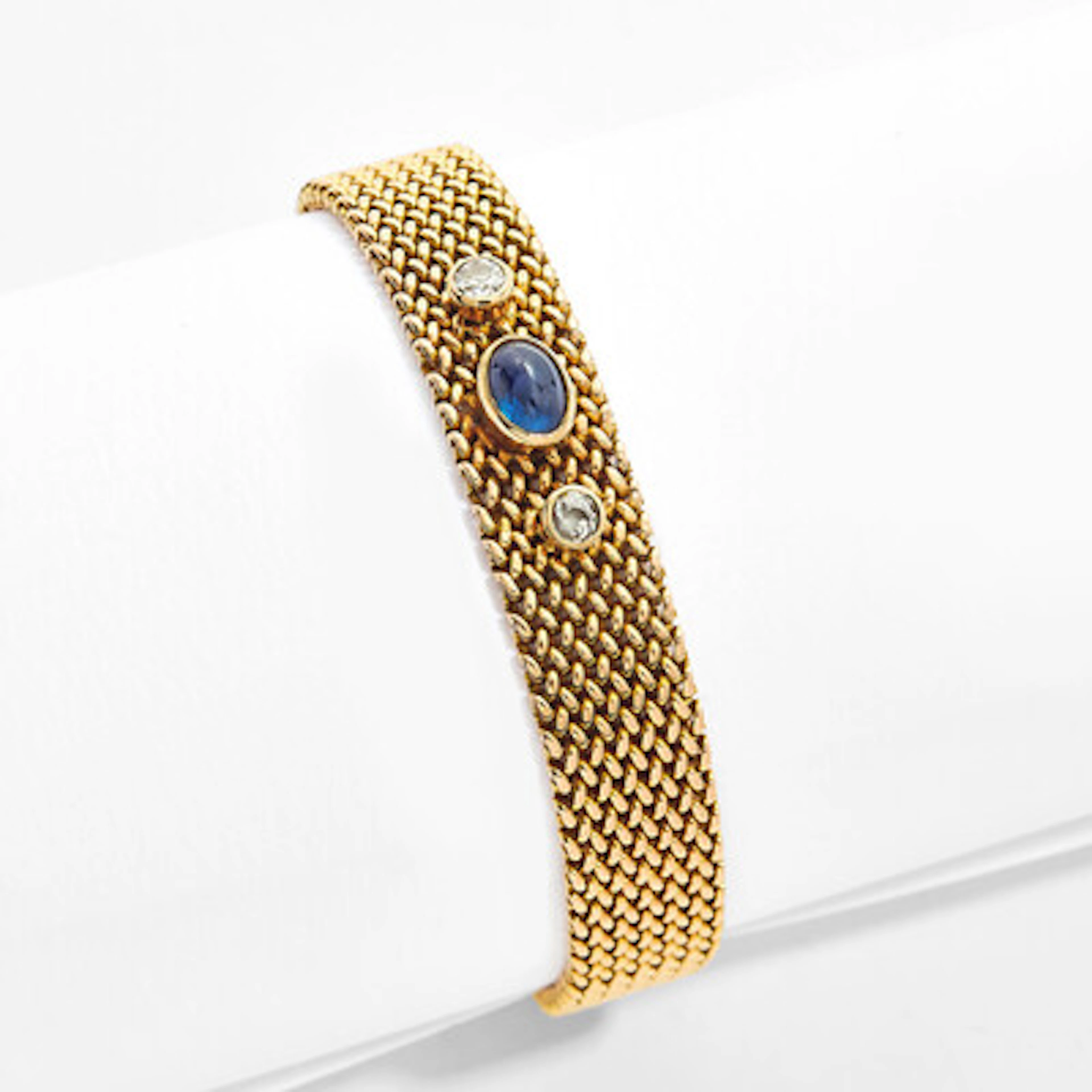 Armbånd med en safir og old-cut diamanter