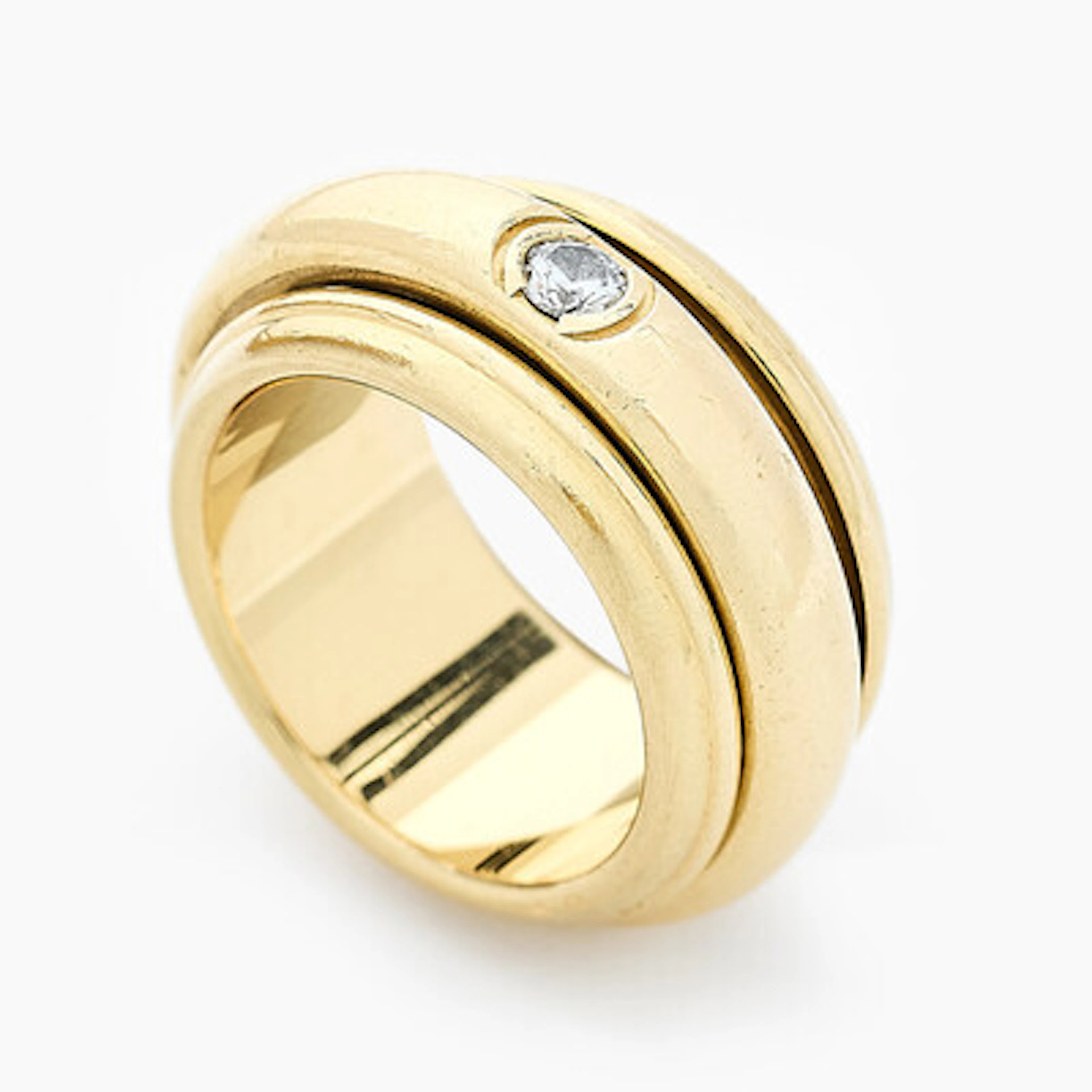 Ring - Piaget "Possession"