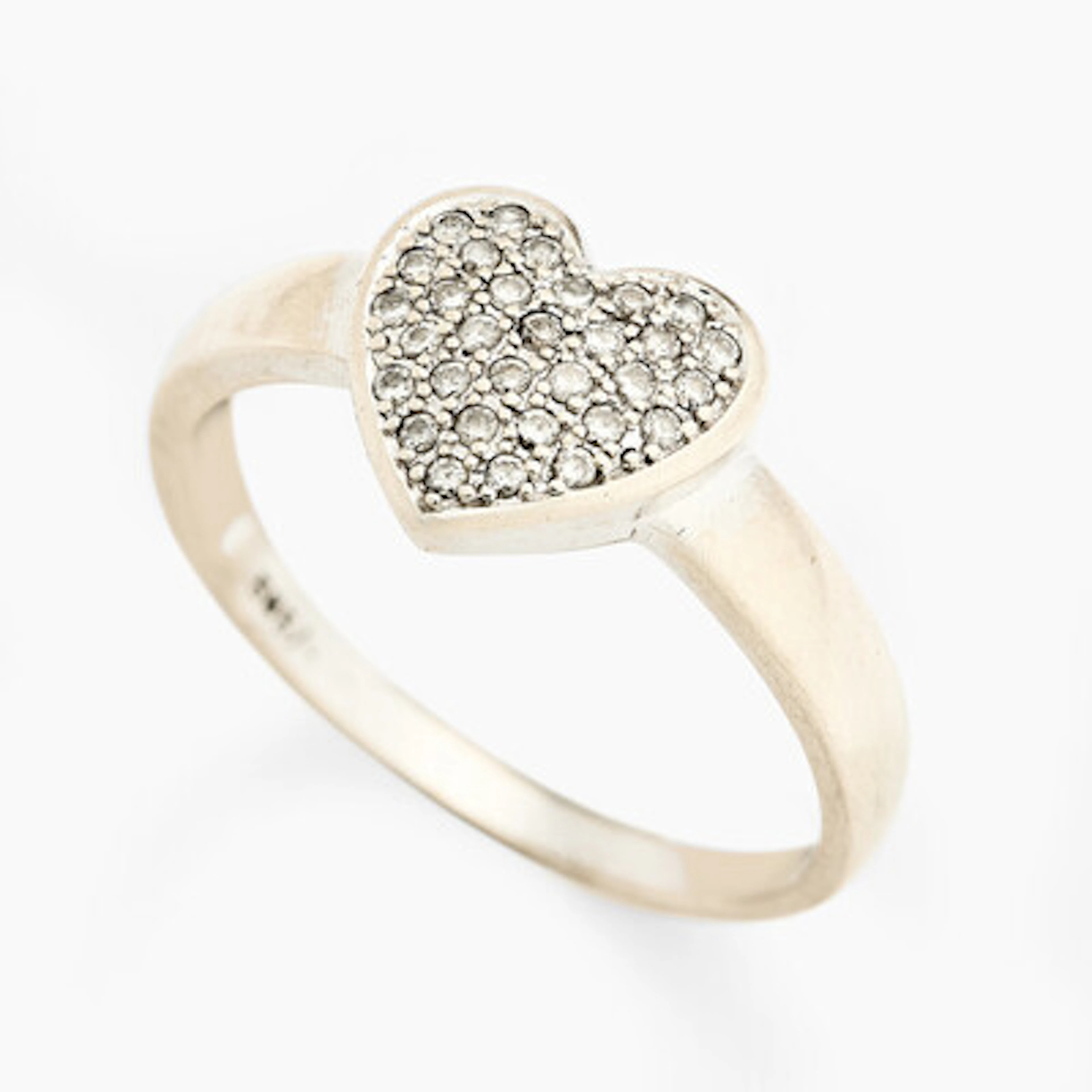 Ring med diamanter