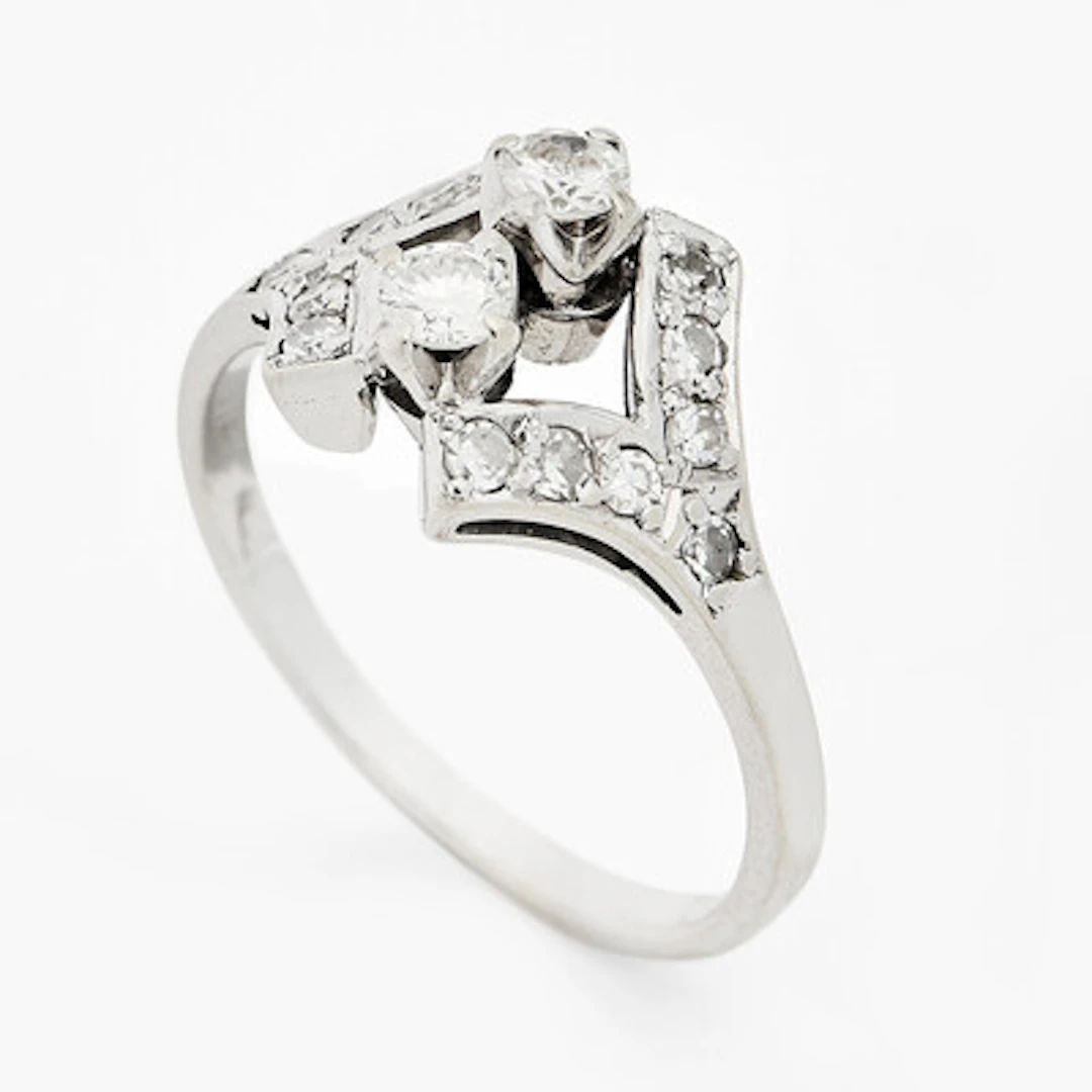 Ring med diamanter