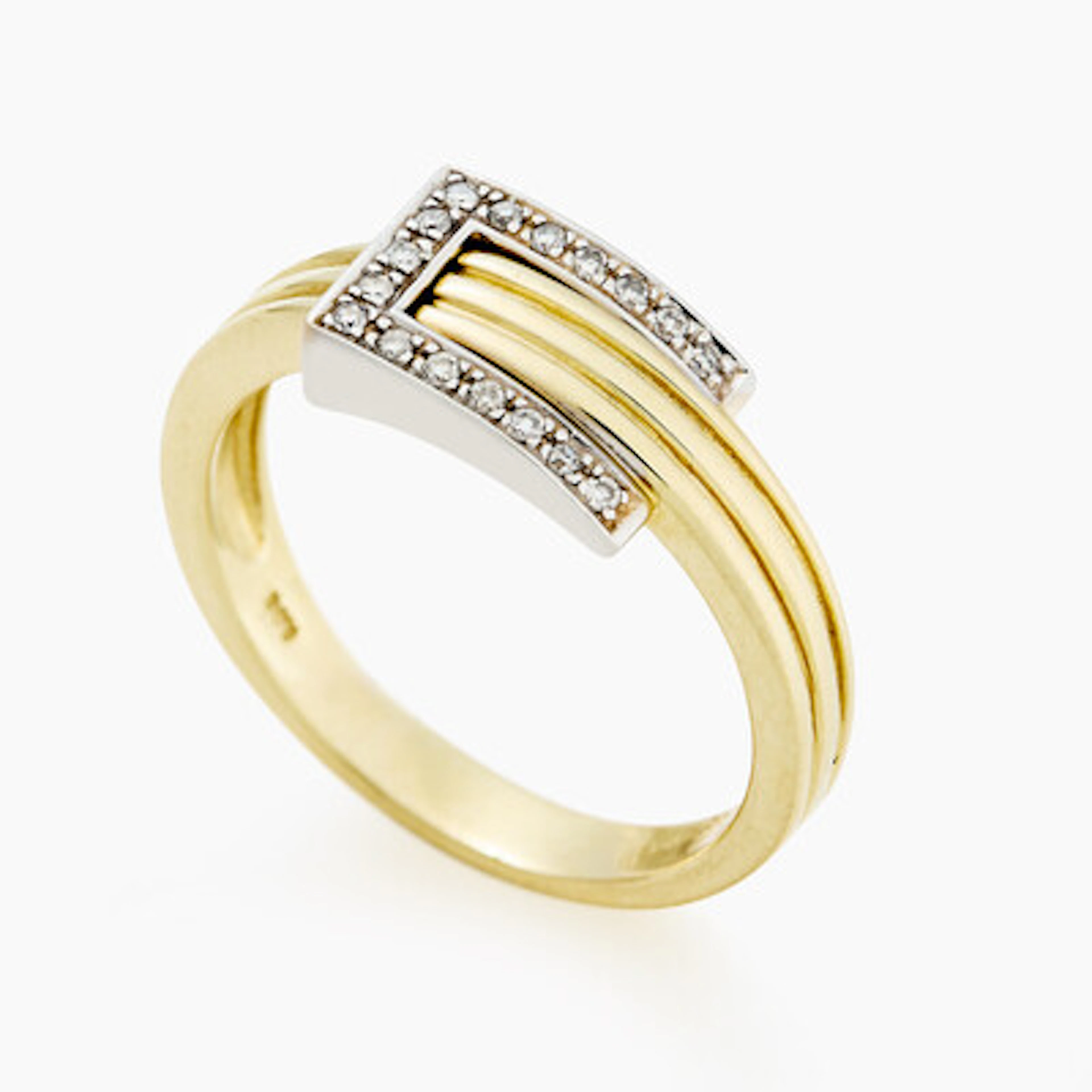 Ring med diamanter