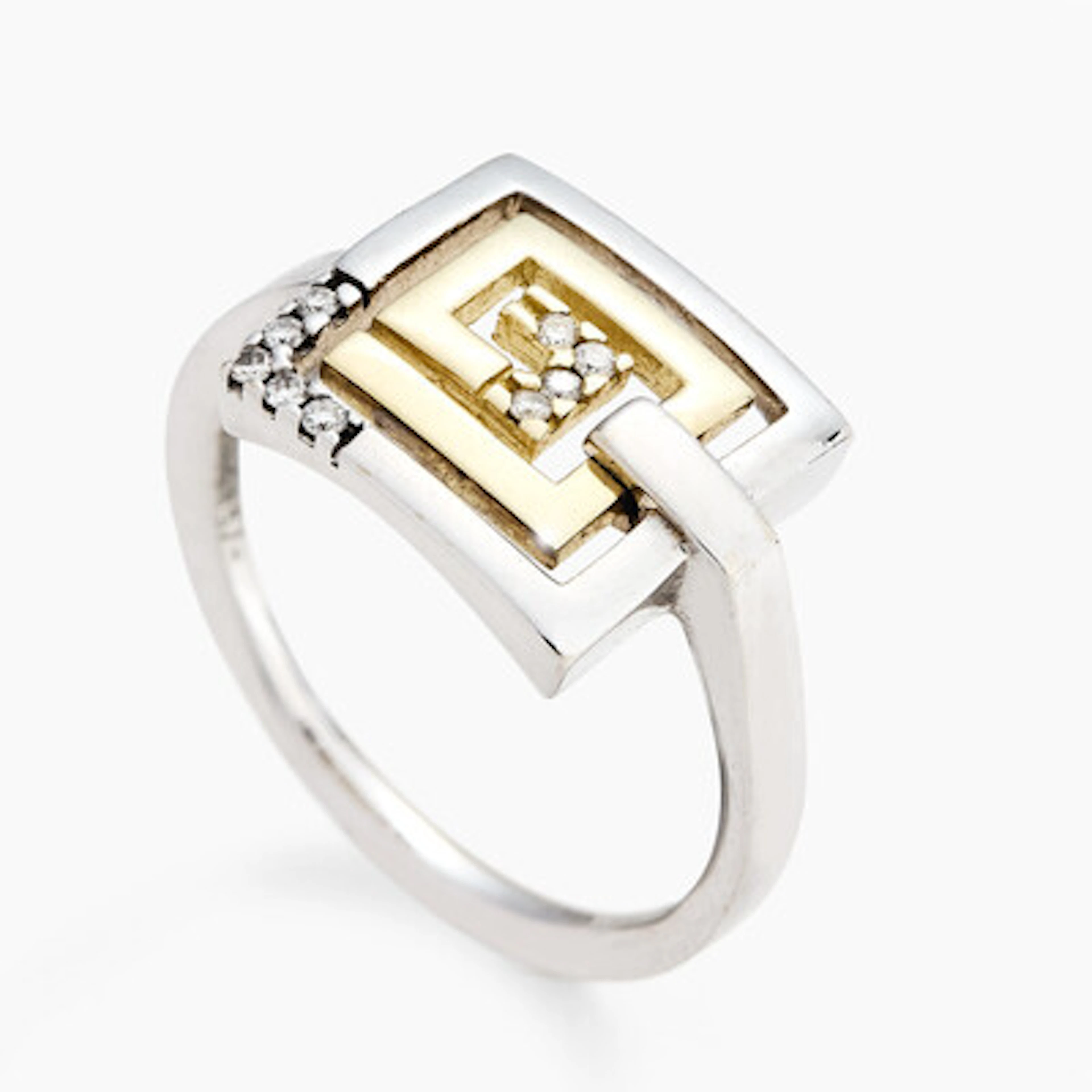 Ring med diamanter