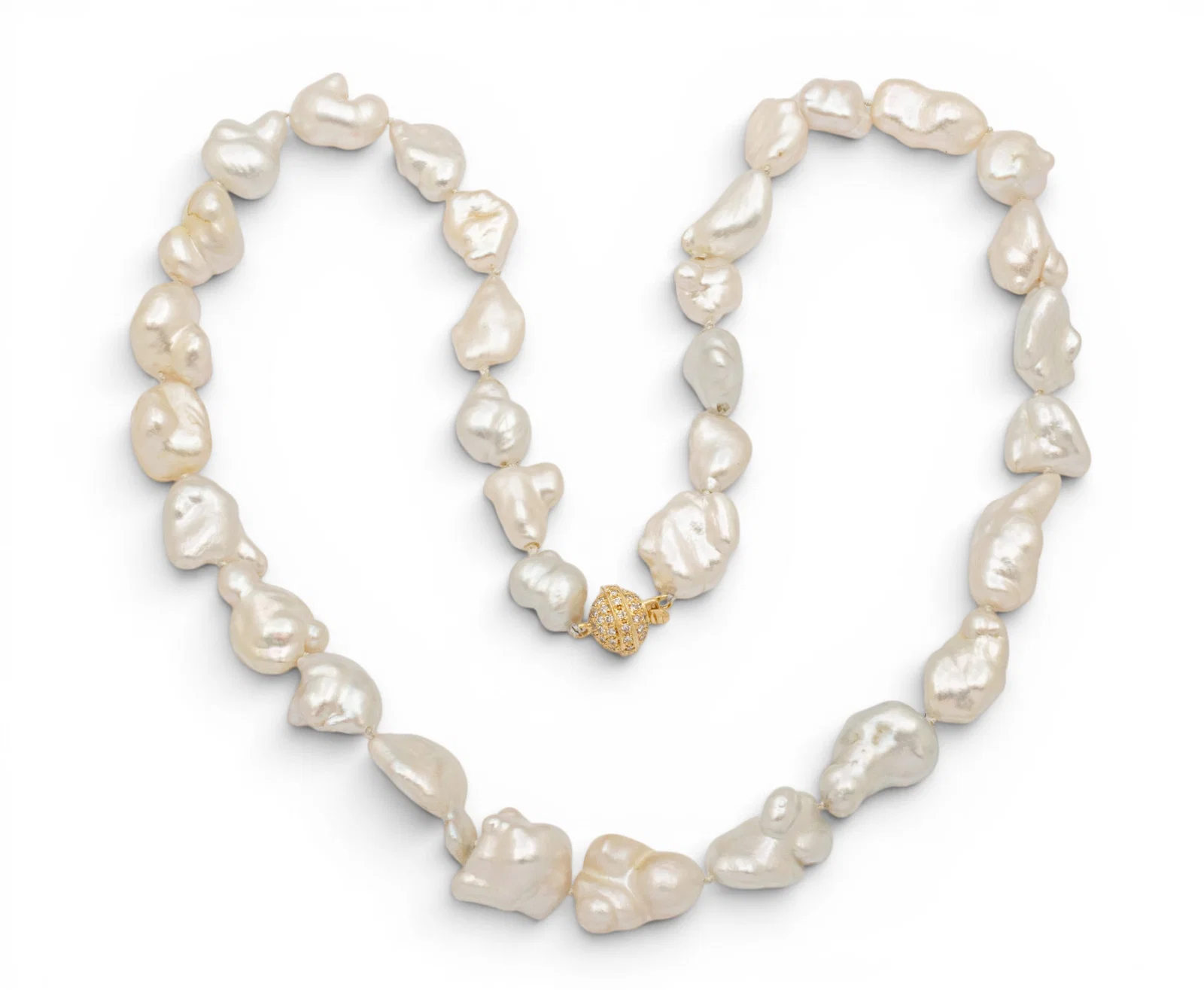 18k White Gold and Diamond Clasp, Biwa Pearl Necklace L 20" 46.8 g