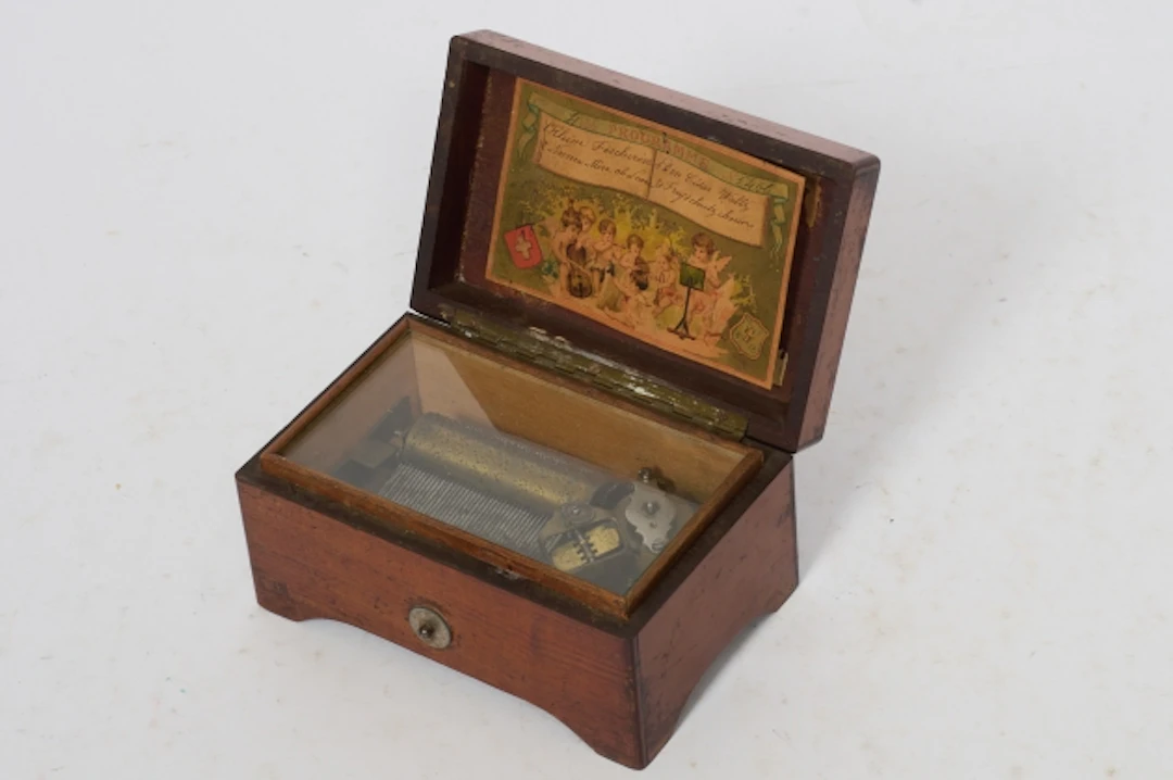Speldosa, Schweiz, 1800-tal