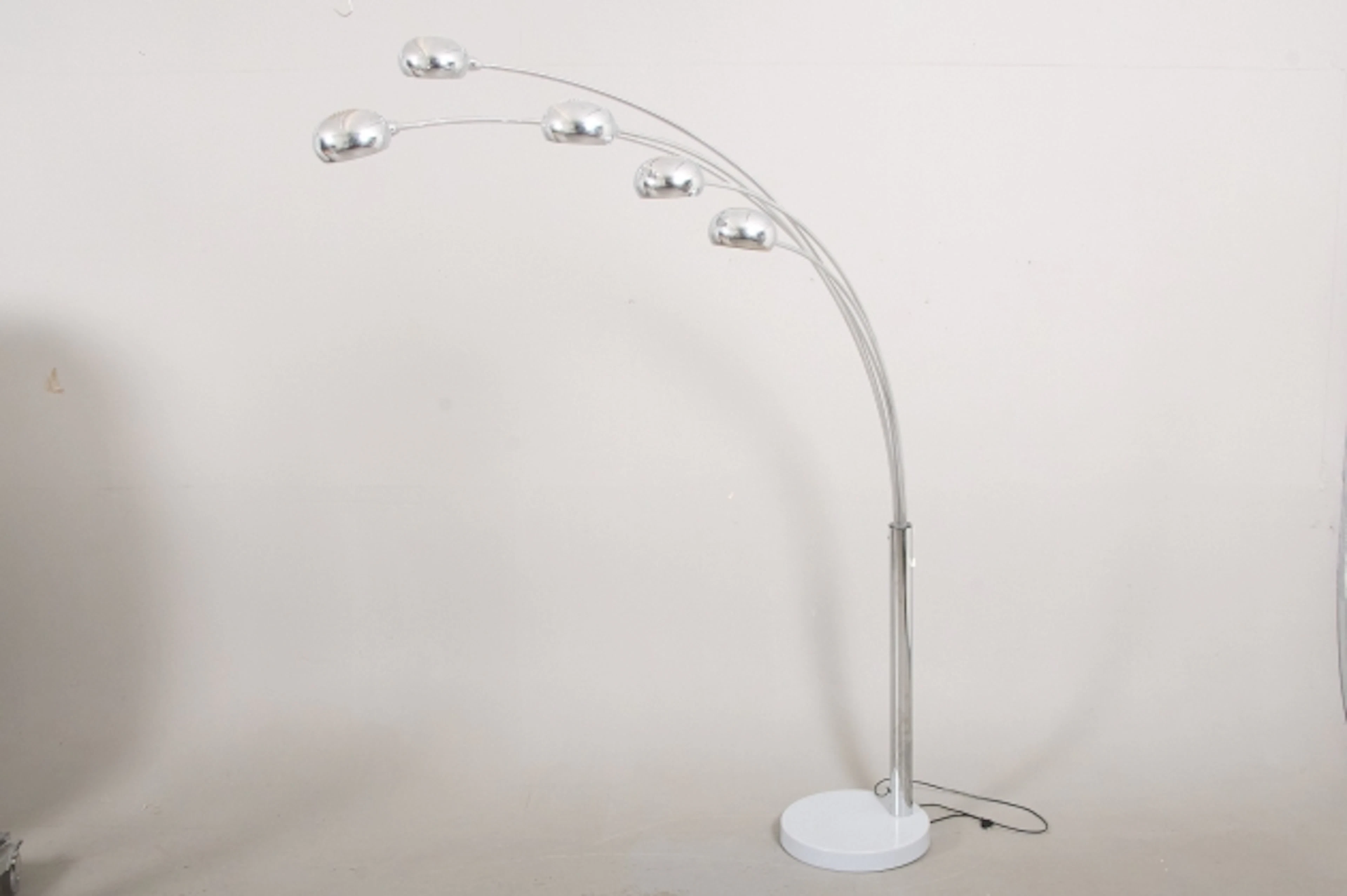 Golvlampa, Ateljé lyktan
