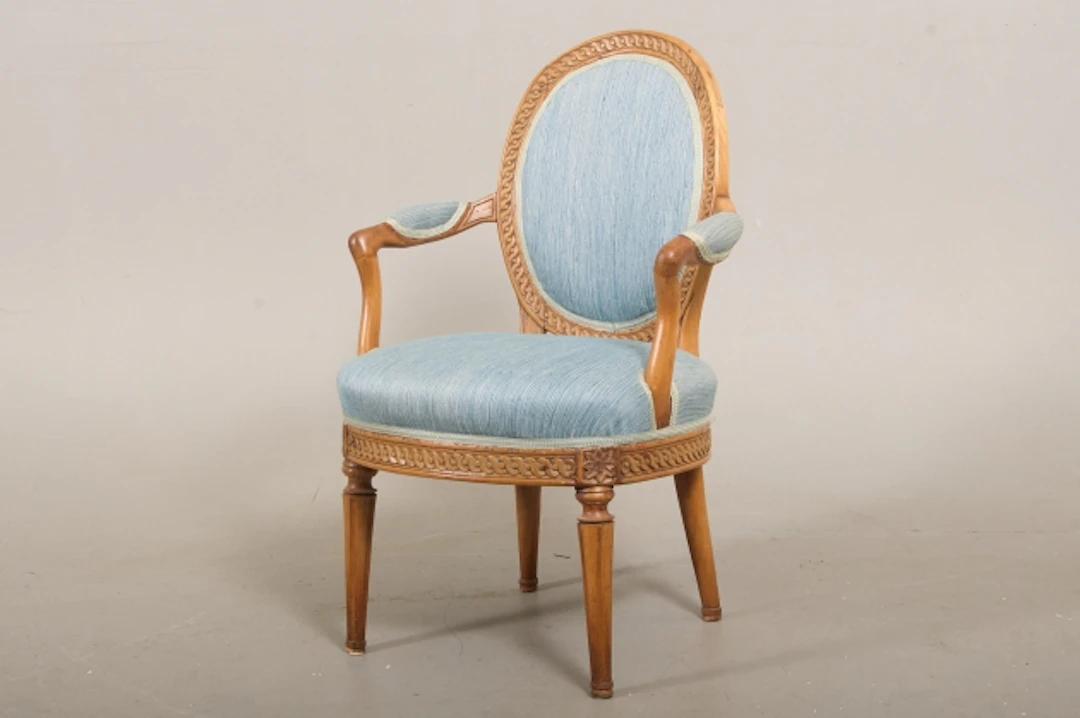 Karmstol, gustaviansk stil