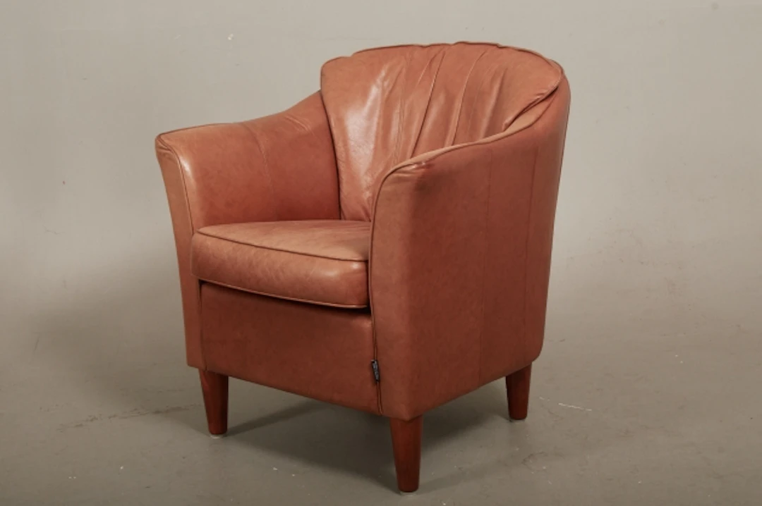 Fåtölj, "Famre" Möbeldesign Tibro