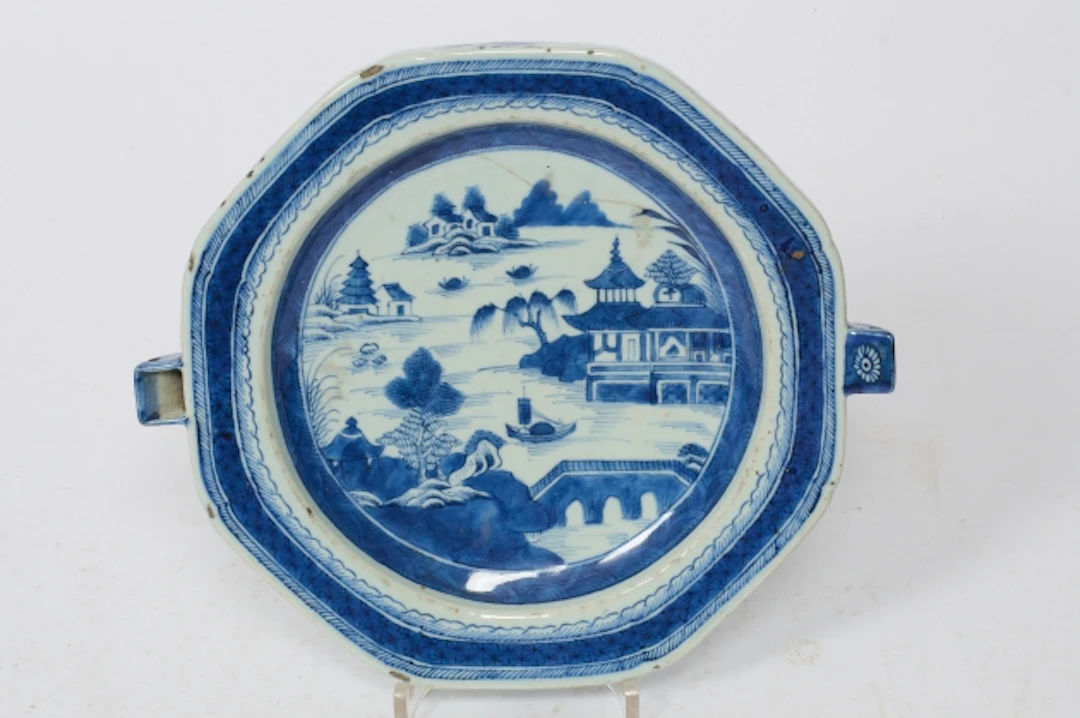 Värmefat, Qianlong, Kina (1736-95).
