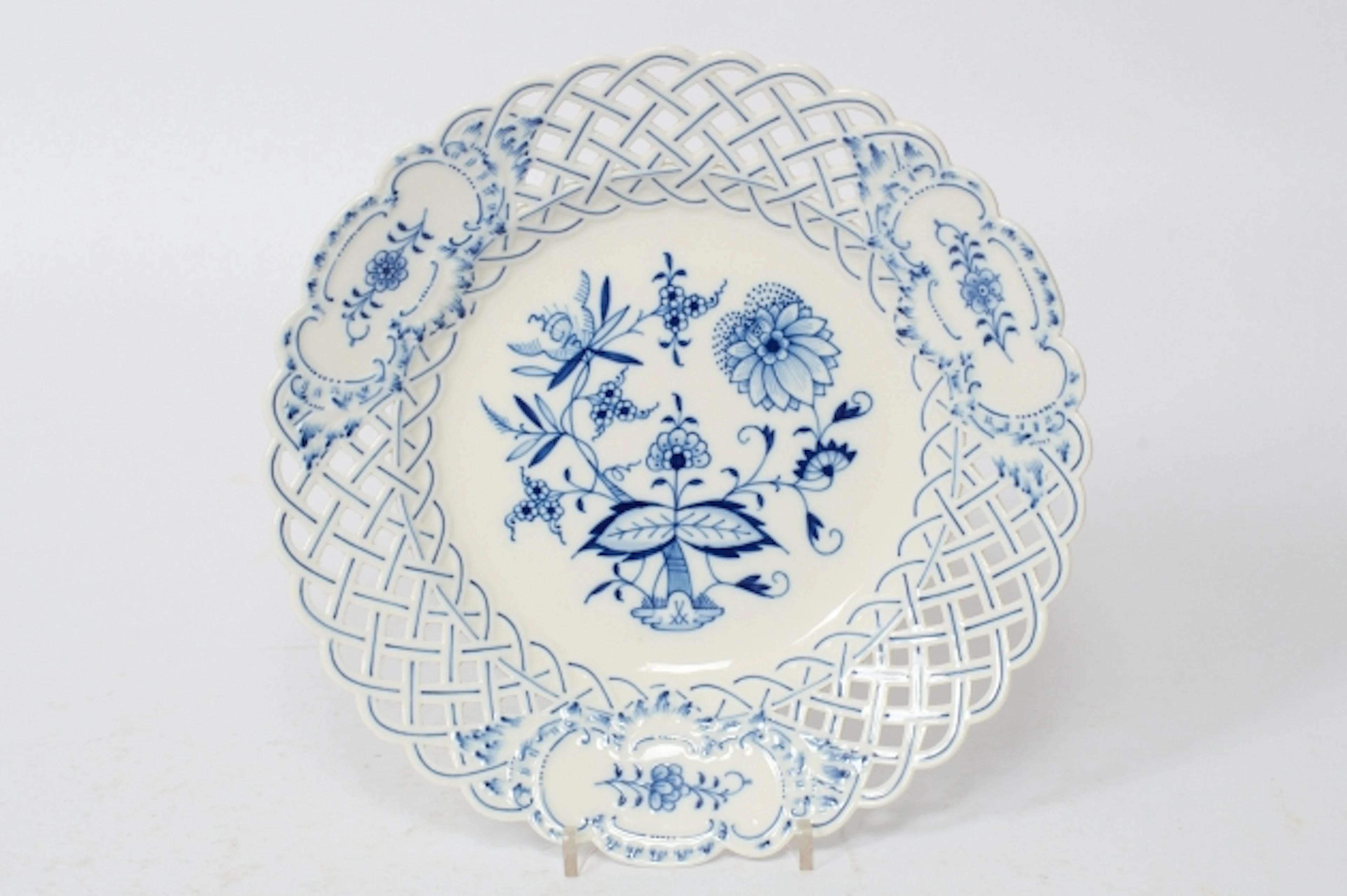 Gallerfat, "Blue onion", Meissen