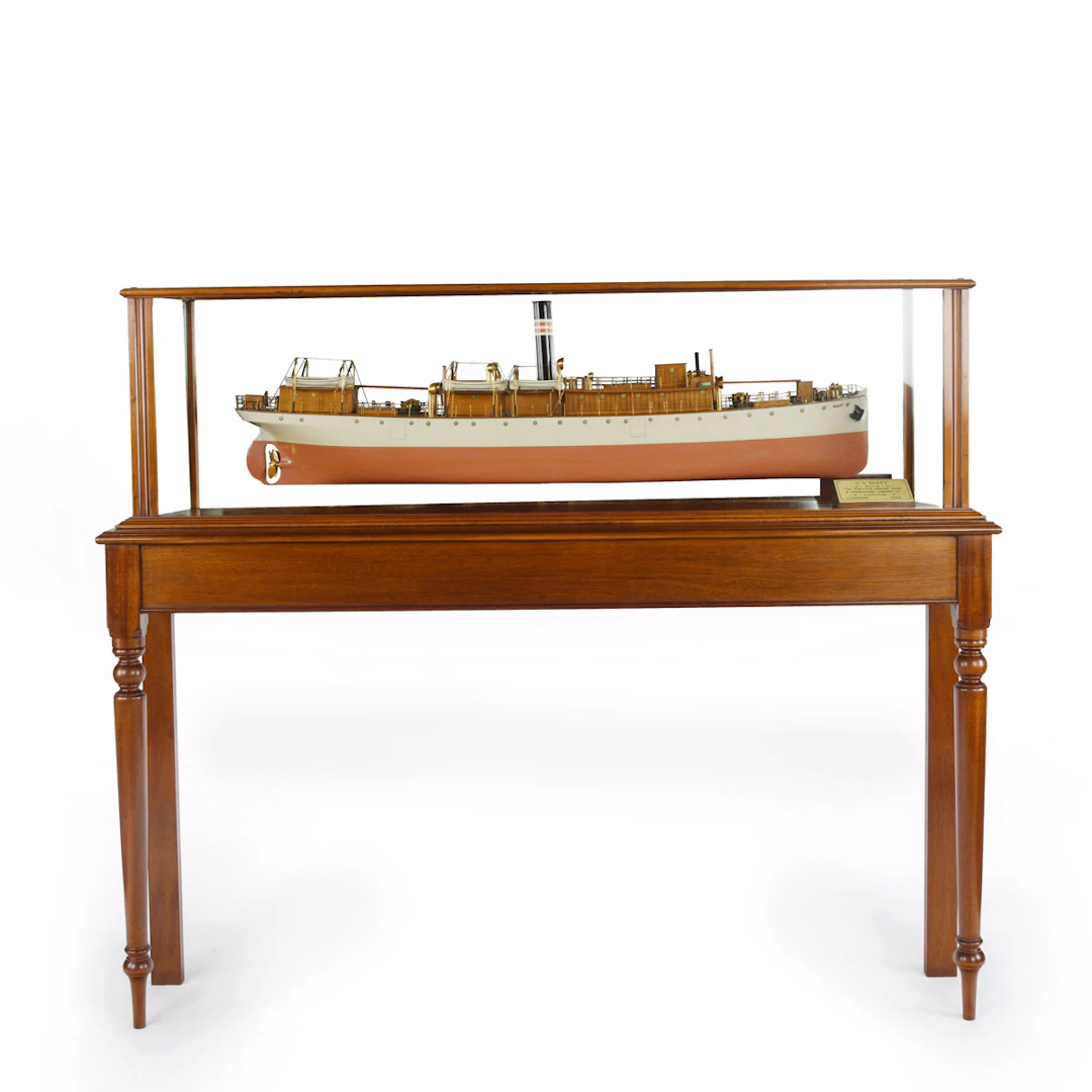 A mirror-backed shipyard model of ‘S.S. Scott’, by Garston of Liverpool, 1904