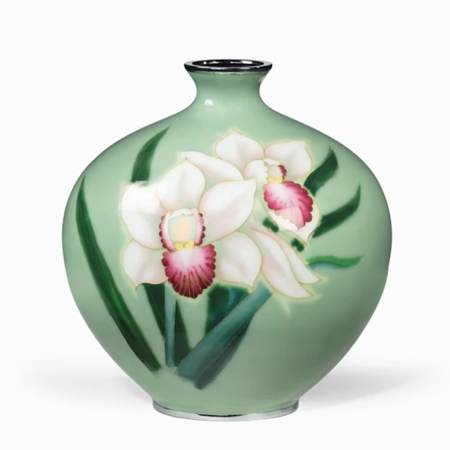 A Showa period green ground cloisonne vase