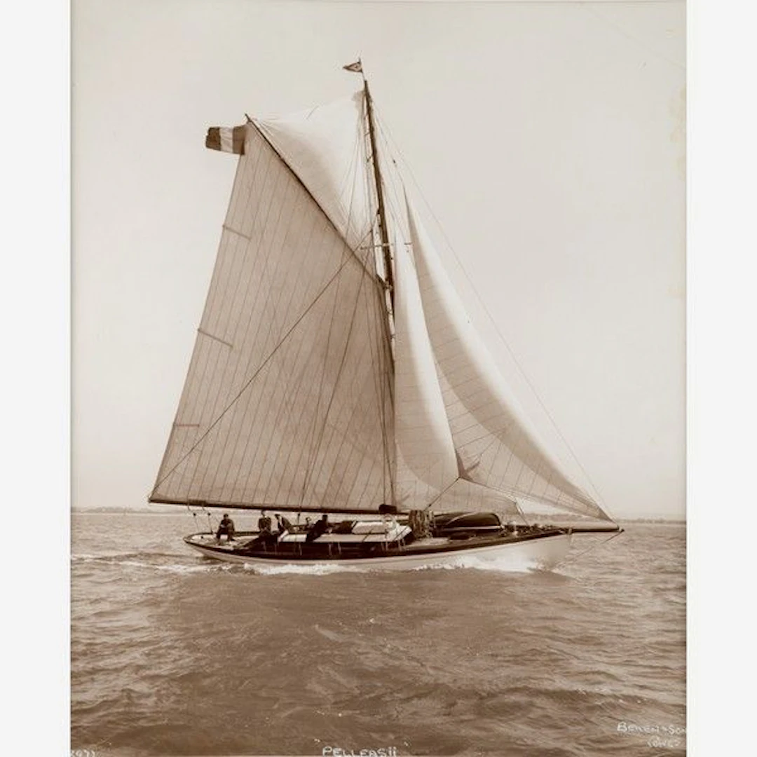 Early silver gelatin photographic print by Beken of Cowes – Yacht Pelleas II