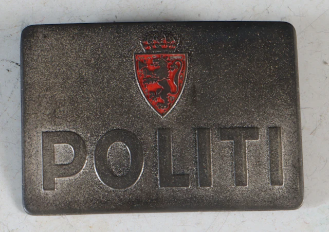 Politiskilt.