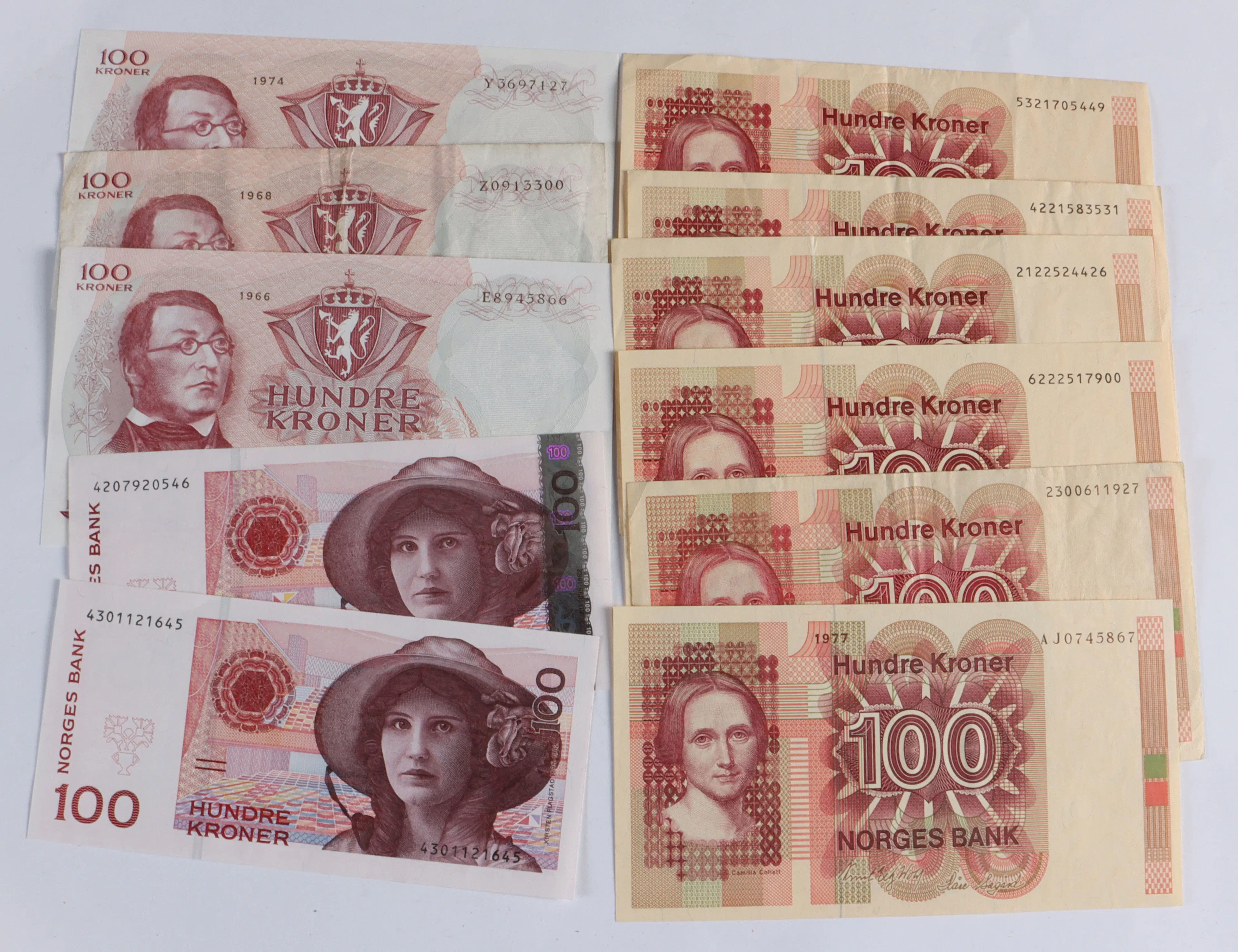 11 stk., 100-kr. Norge.
