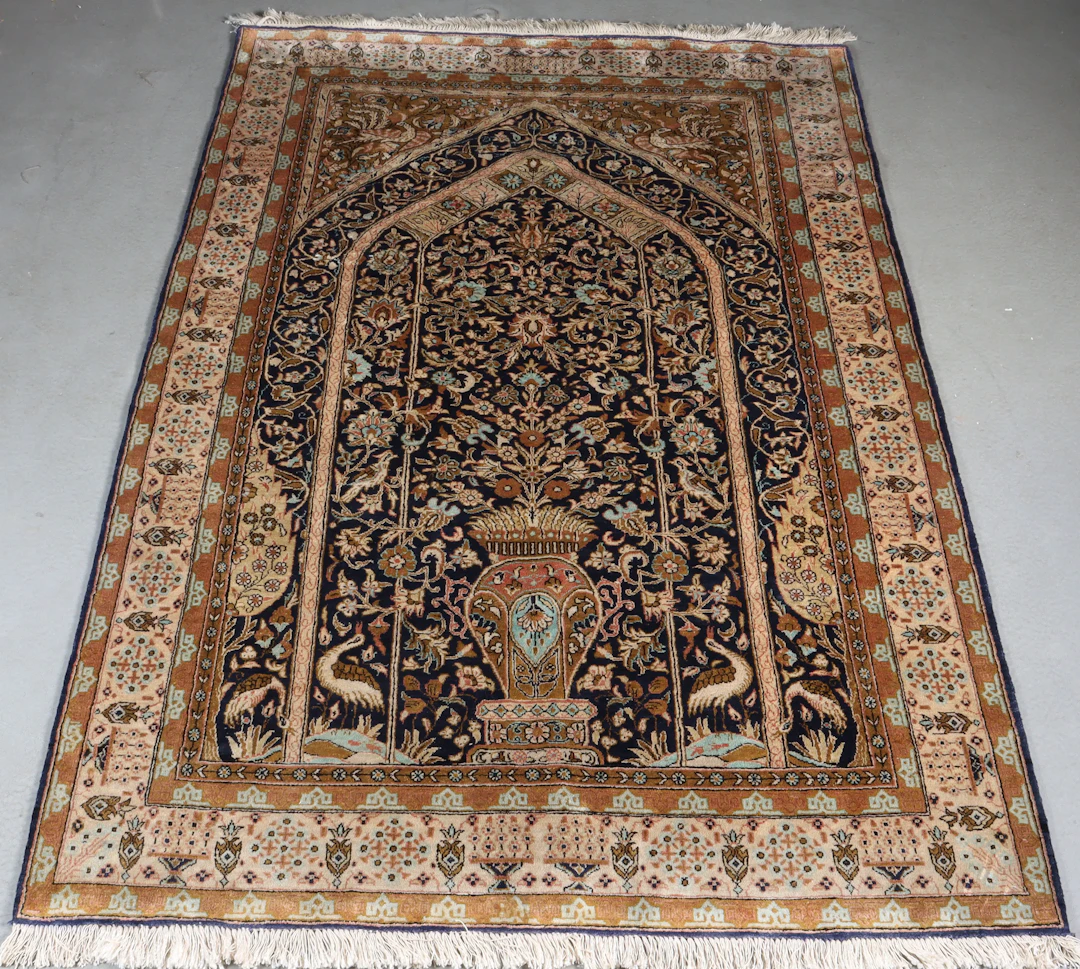 Håndknyttet silketeppe, Qum.