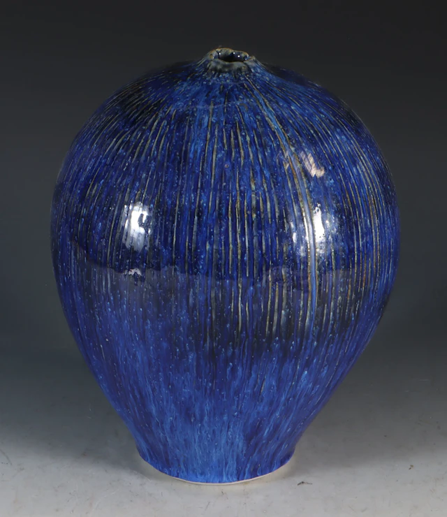 Vase i keramikk, Leif H. Myrdam.