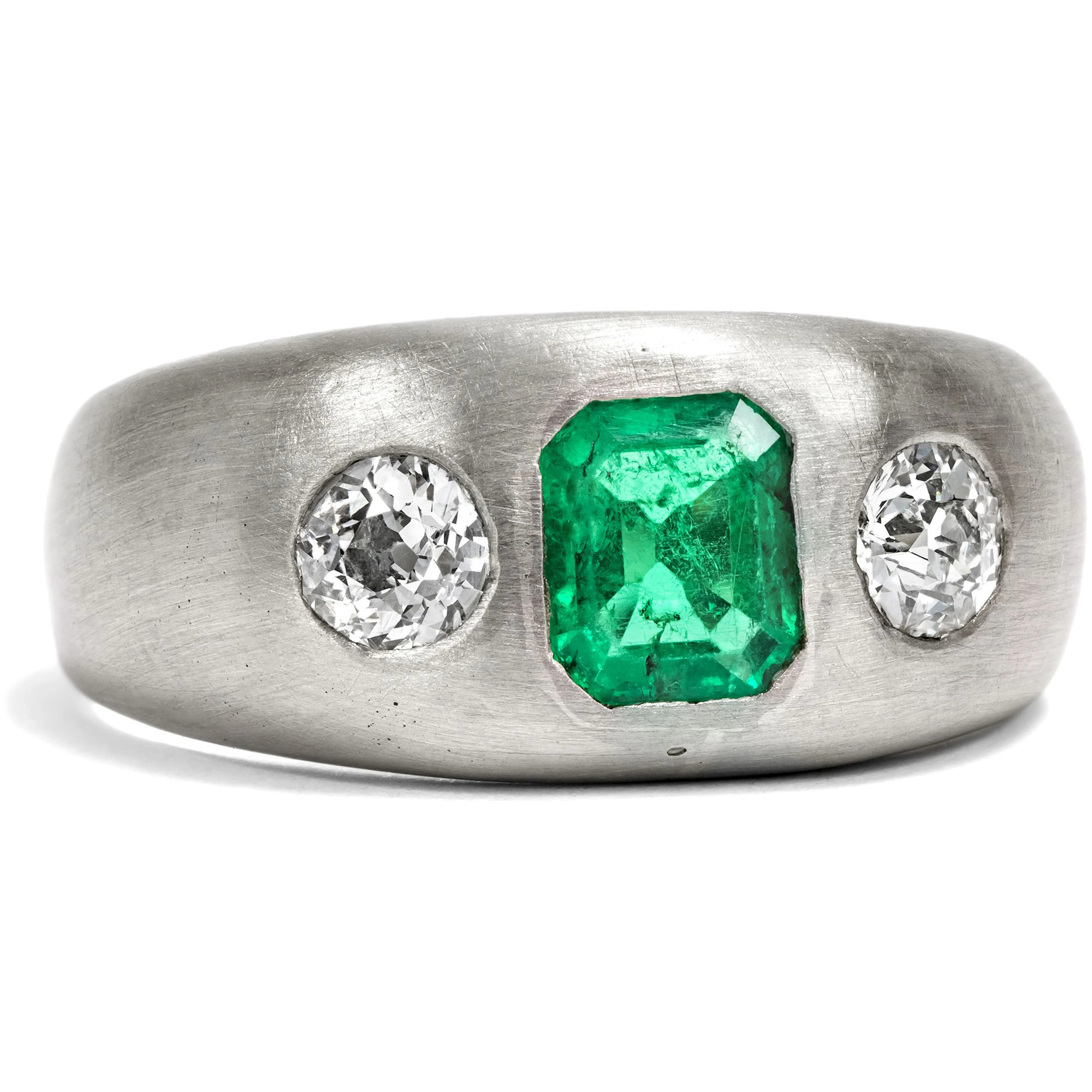 Vintage Band Ring With Colombian Emerald & Diamonds in White Gold, Circa 1985