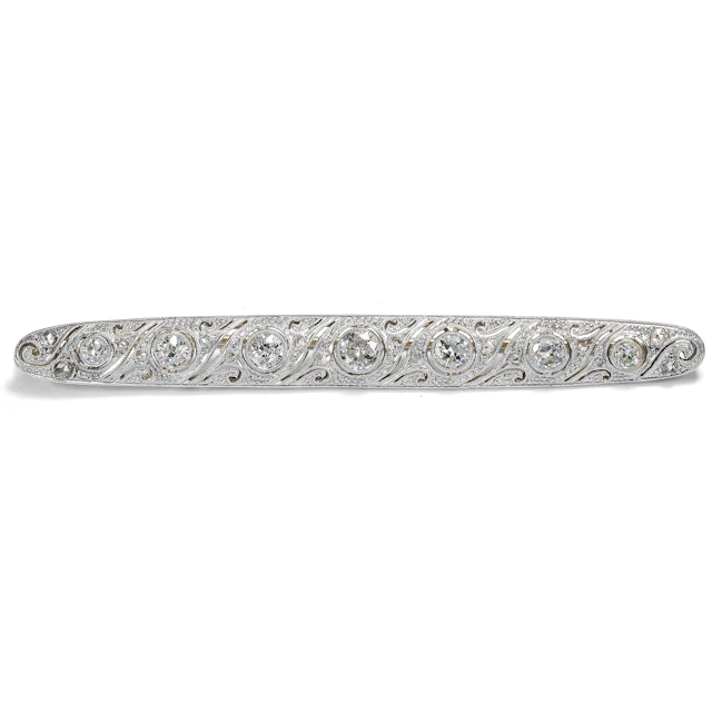 Elegant Art Deco Brooch with Diamonds in Platinum on Gold, c. 1930